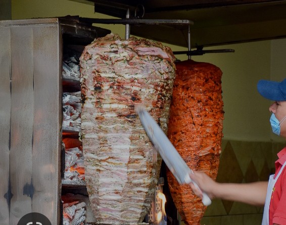 Taqueria cristy de carne árabe y pastor image 4