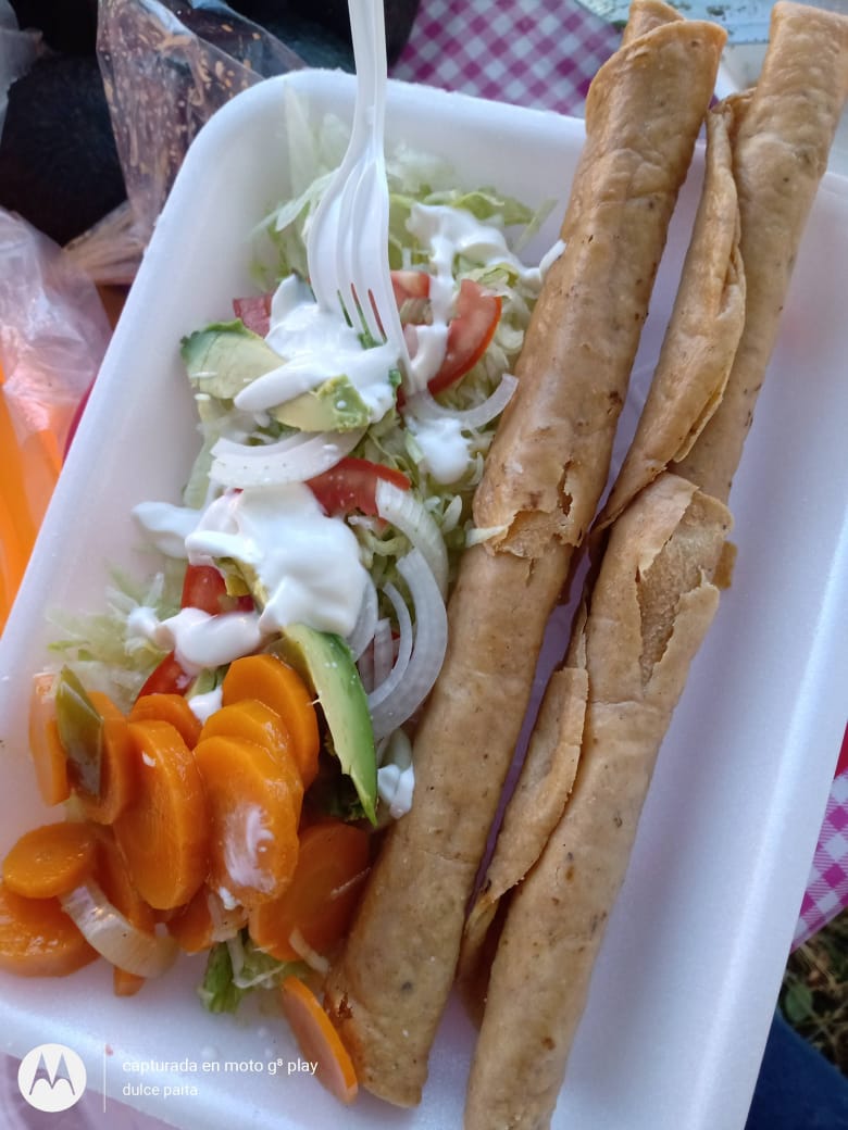 Taquitos la carreola image 6