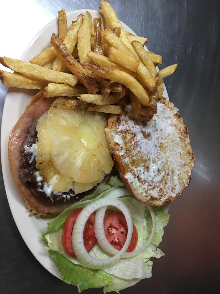 Lonchería González image 4