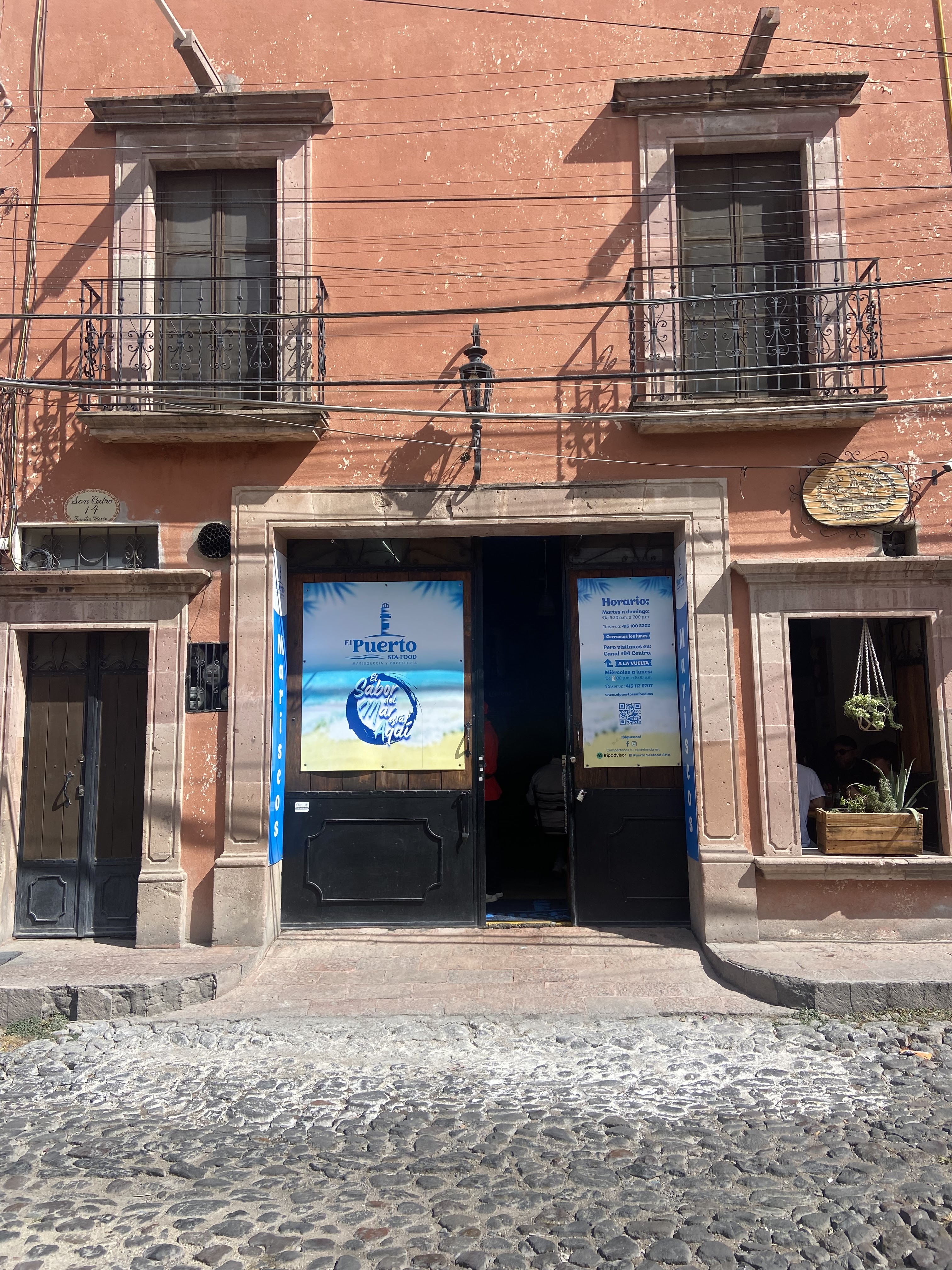 El PuertoSeafood SMA Marisquería y Coctelería image 5
