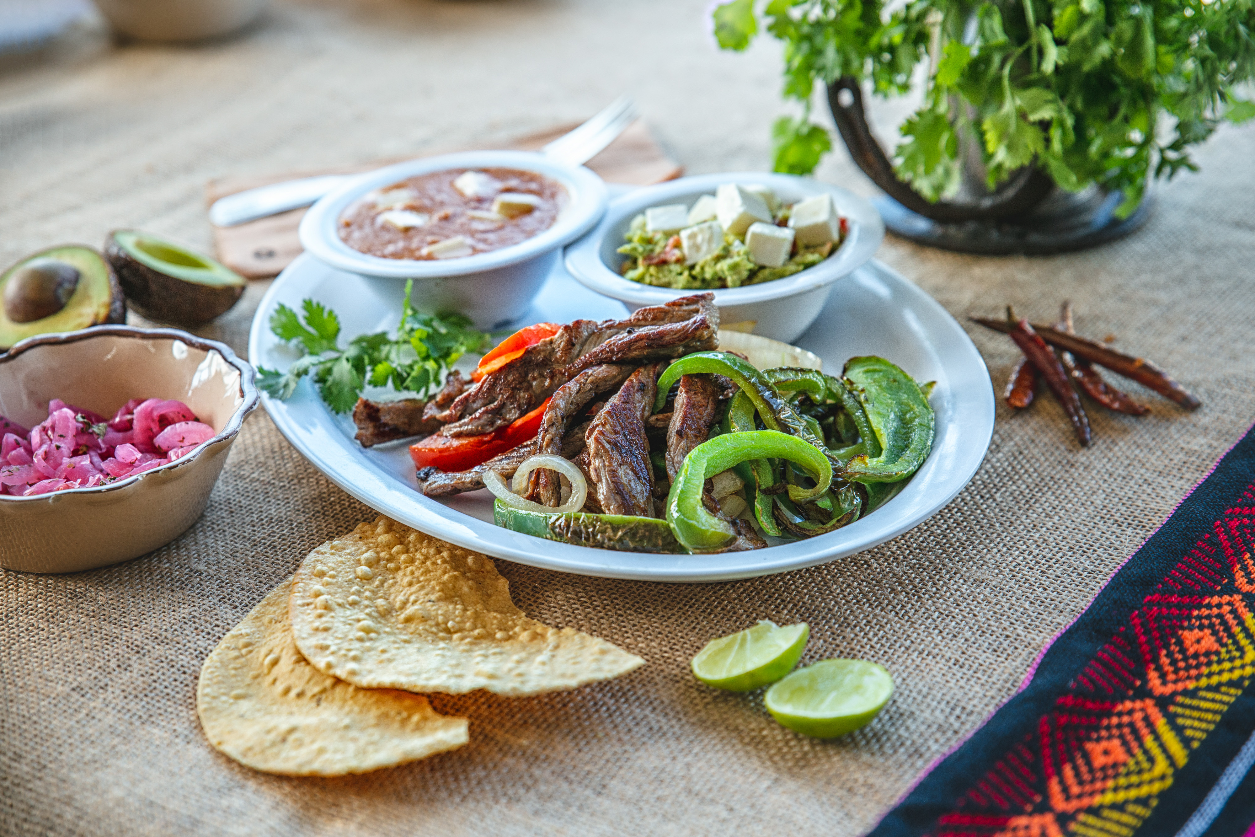 Menuderia Guadalajara Maclovio Rojas image 1