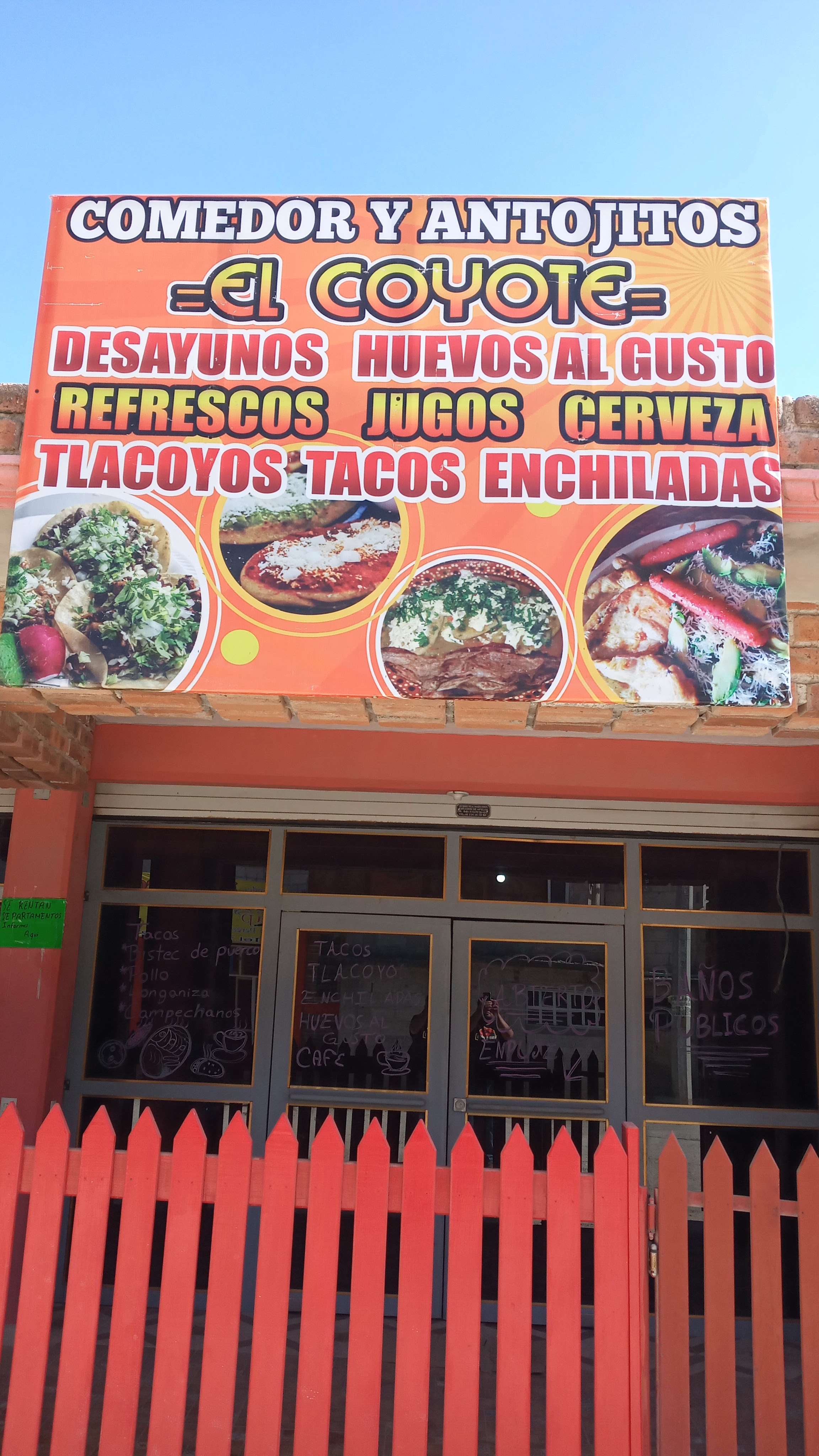 Comedor El Coyote image 8