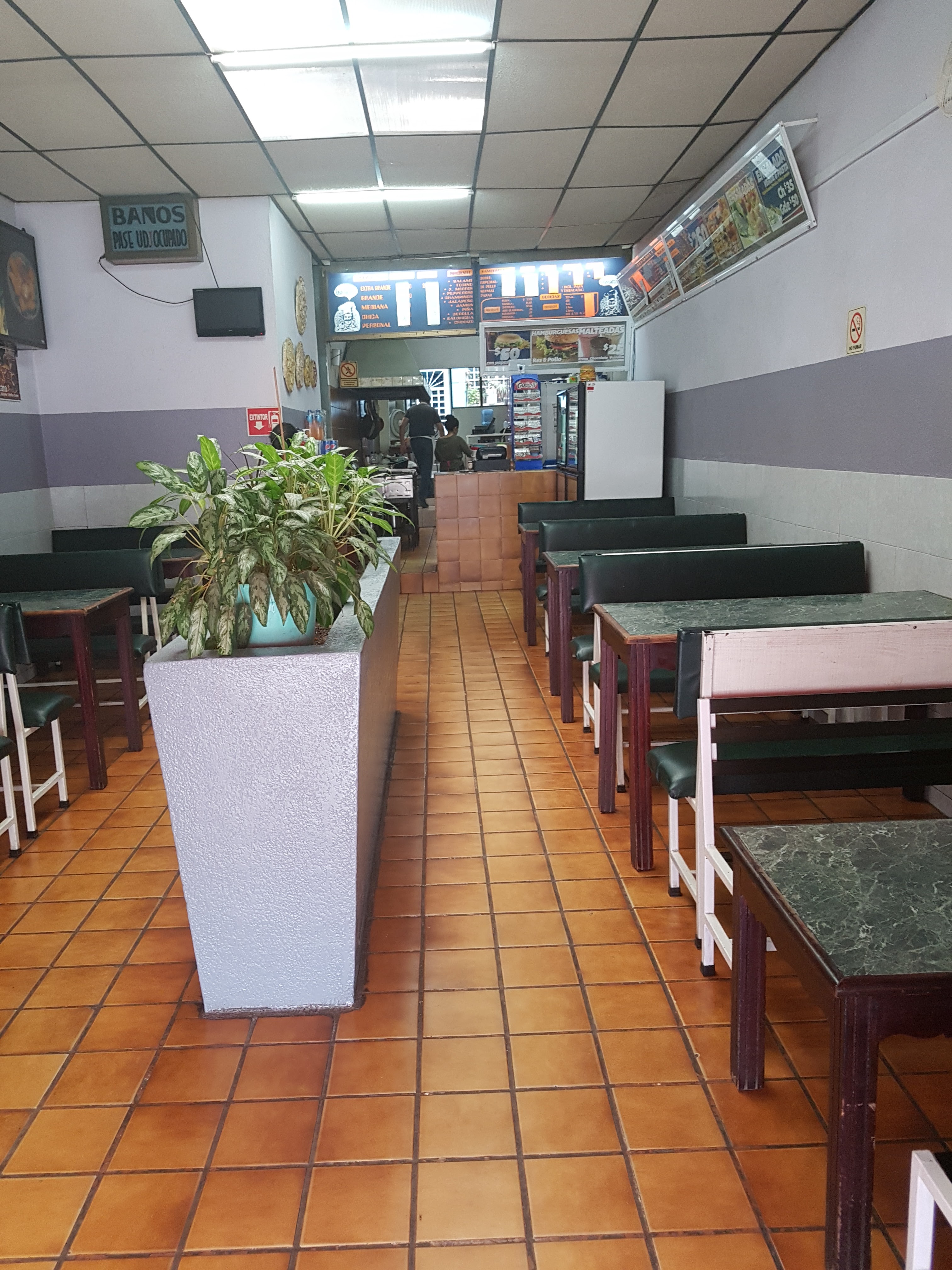 Peperonni's Pizza image 1