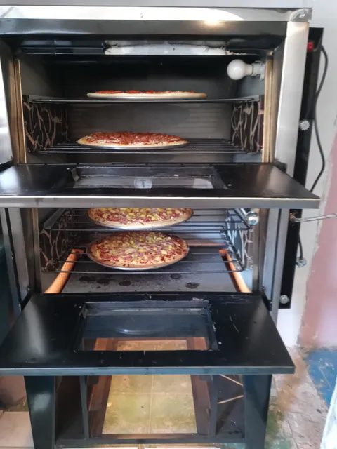 SUPER PIZZA image 3