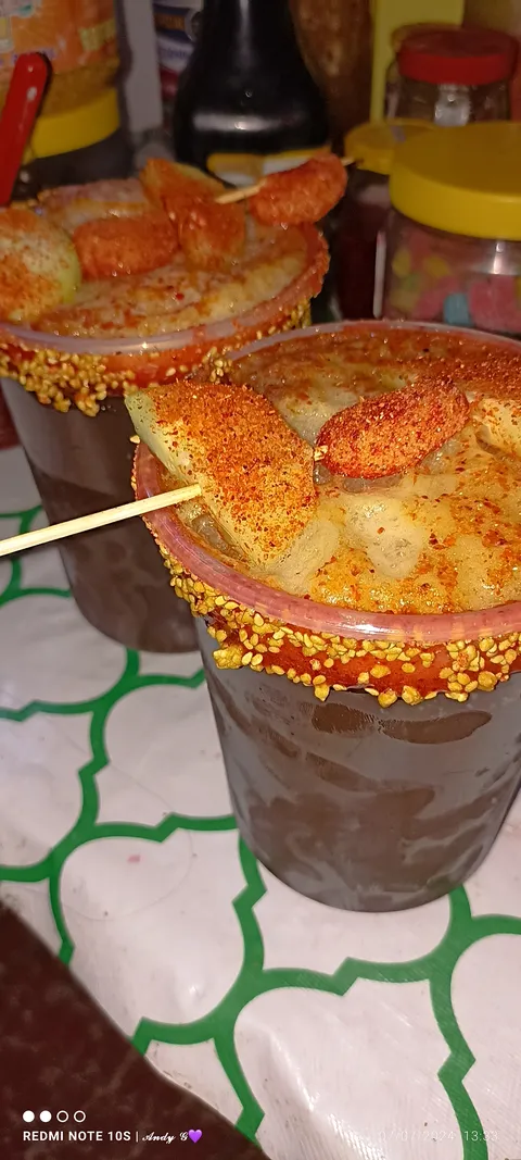Pulque La doña y mole Araceli image 1