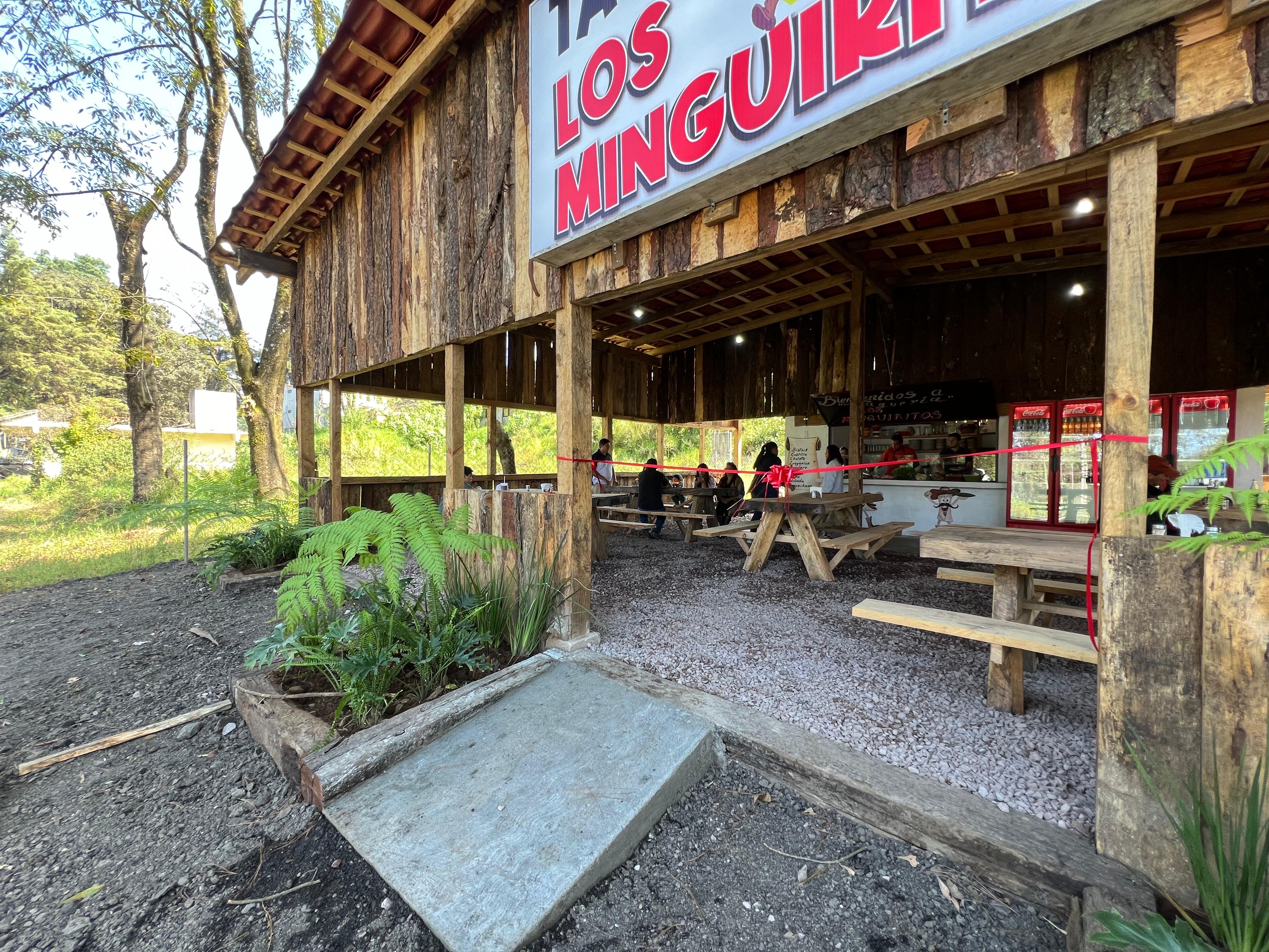 Taqueria Los Minguiritos image 4