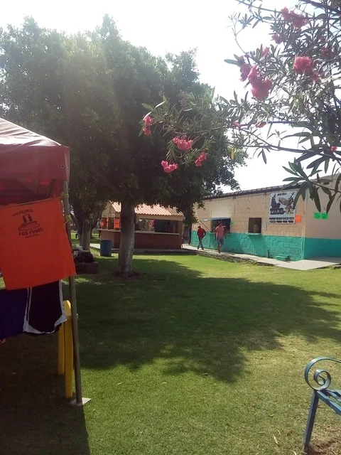 Balneario los pinos Country Club image 2