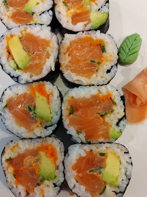 DOS Sushi image 2