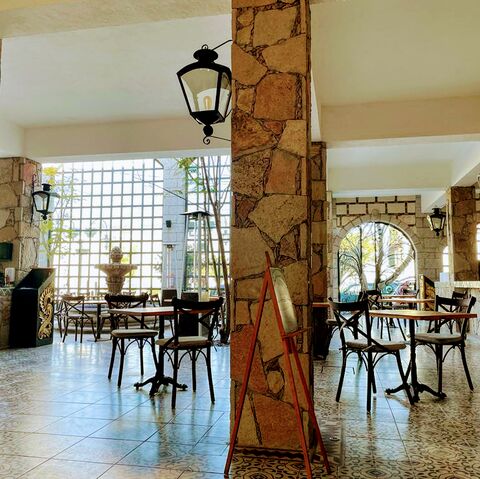 Don Valente image 1