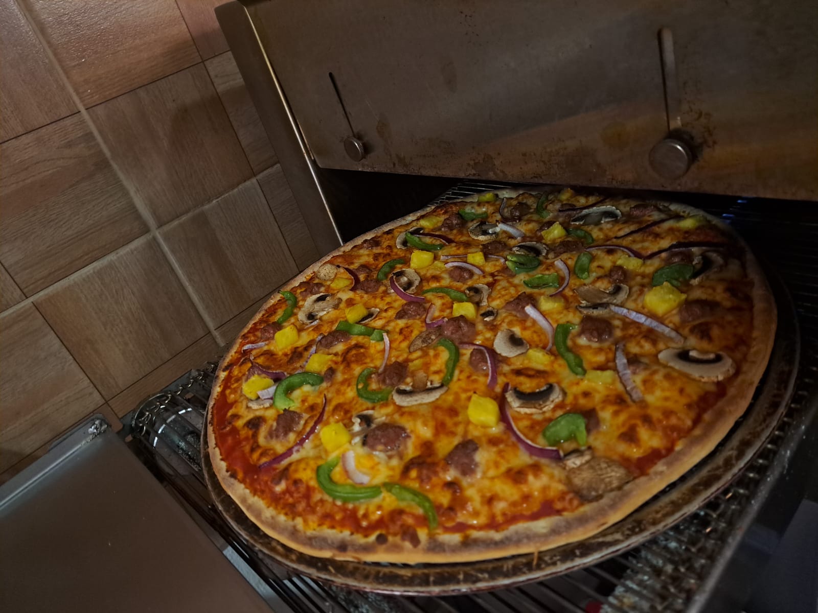 Food & Run (Touchdown - Humaya) image 4