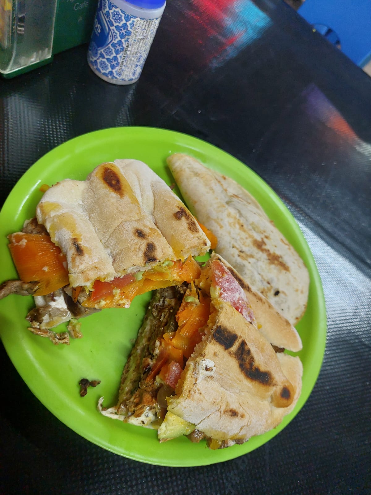 Taquería El Barrio image 2