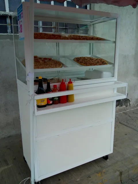 Mariano's pizza image 10