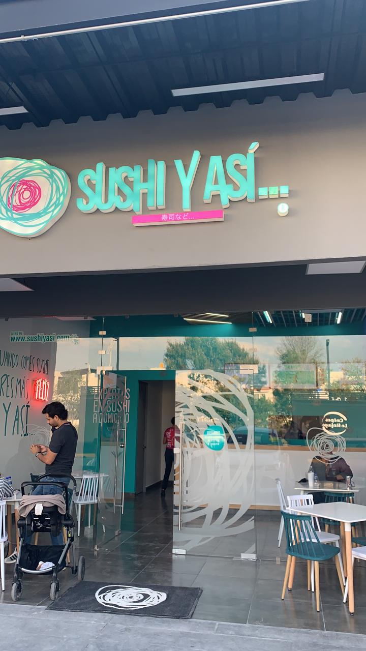 SUSHI Y ASI - EL REFUGIO image 1
