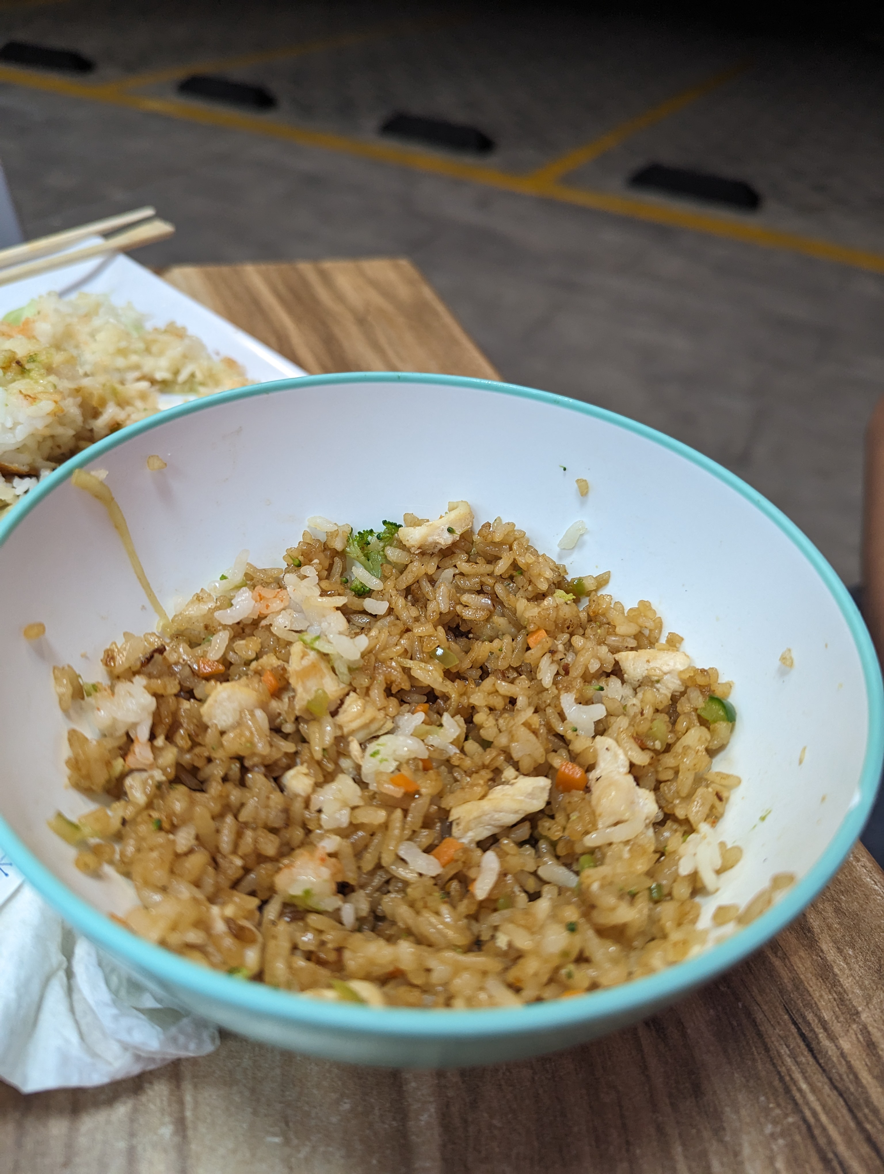 SUSHI Y ASI - EL REFUGIO image 9