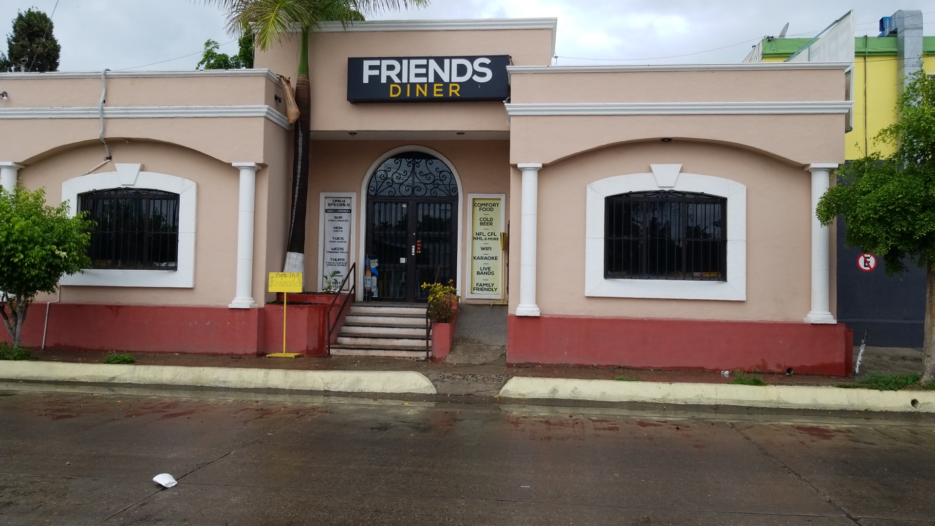 Friends Diner image 1