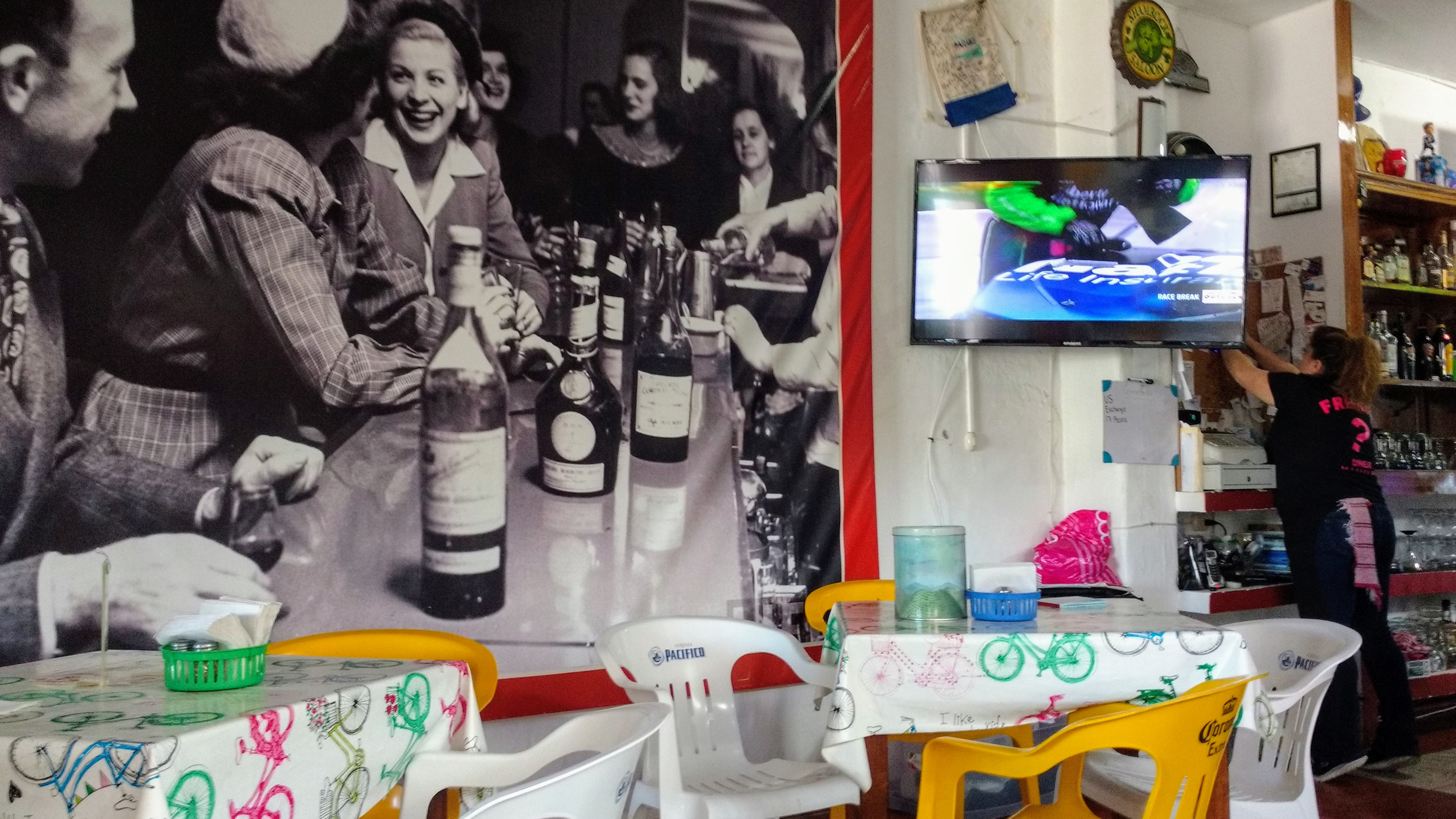 Friends Diner image 8