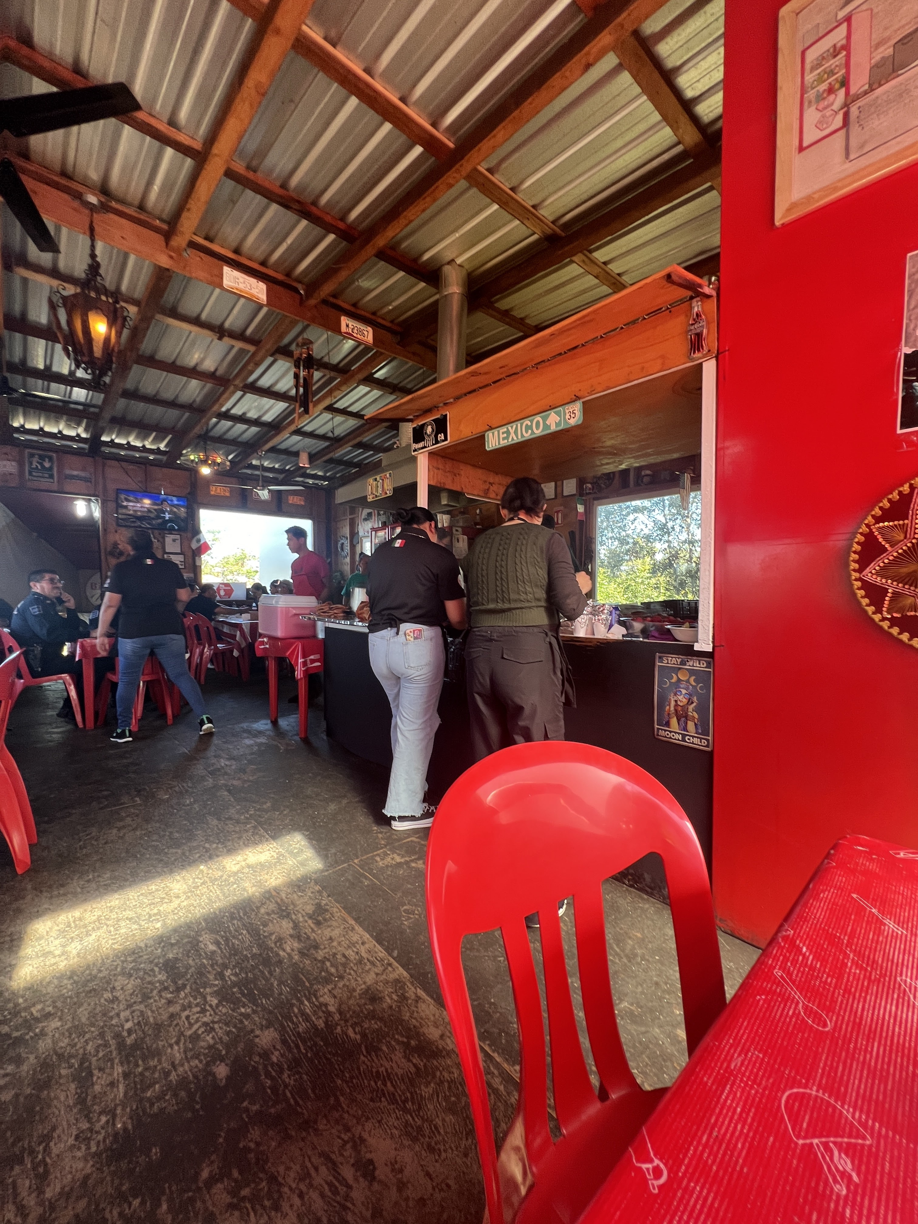 Birrieria Mingos image 5