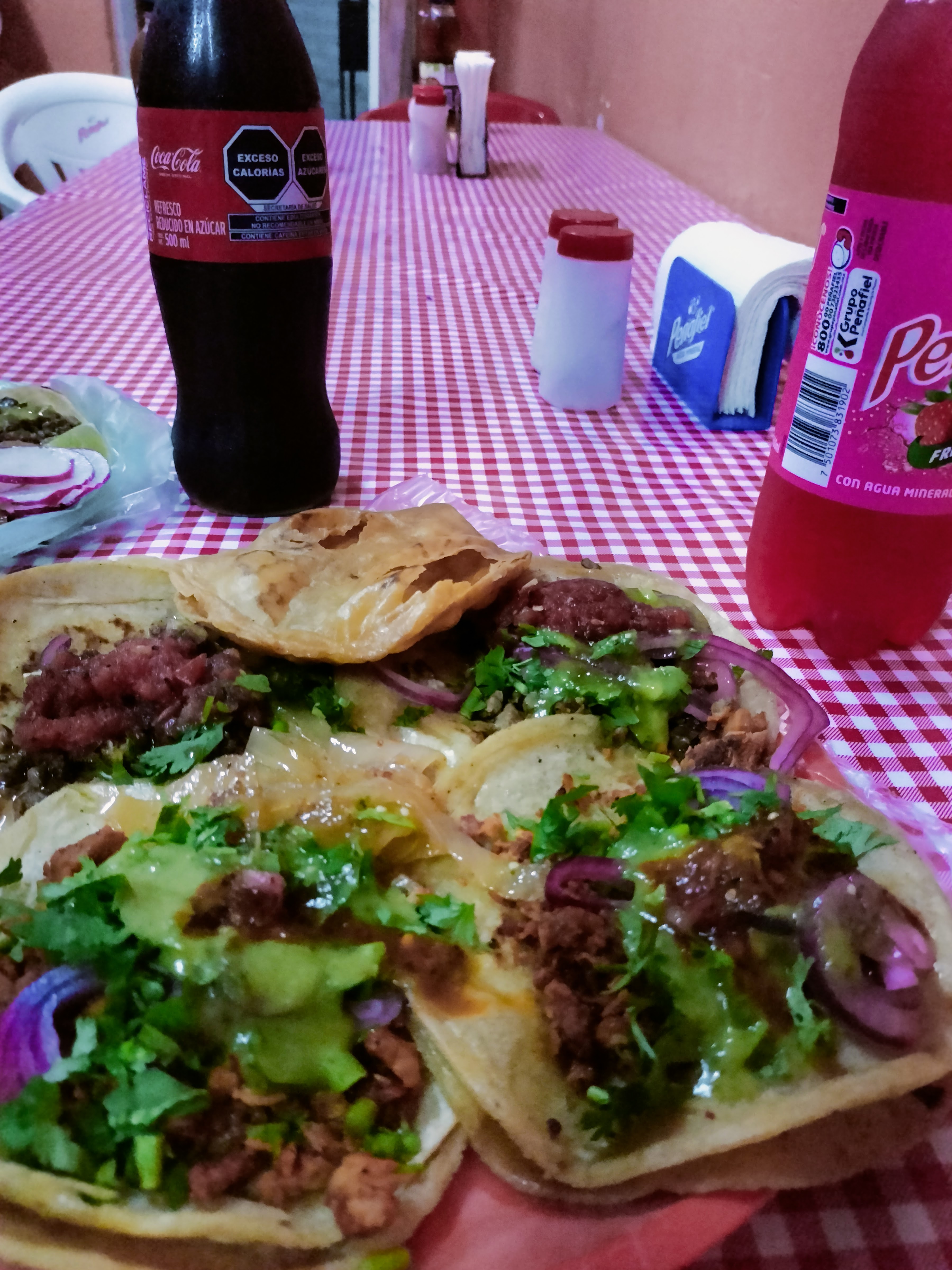 Taqueria los pipis image 1