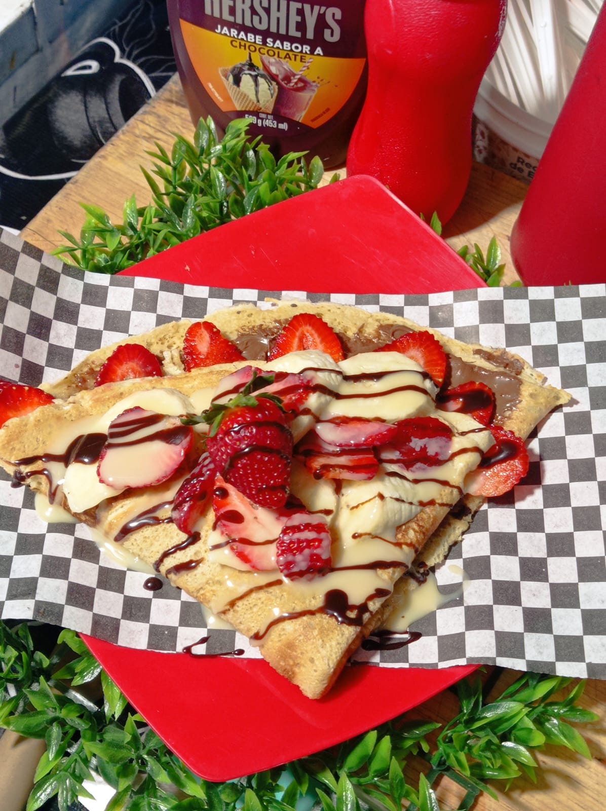 Tortas y Hamburguesas El césped image 3