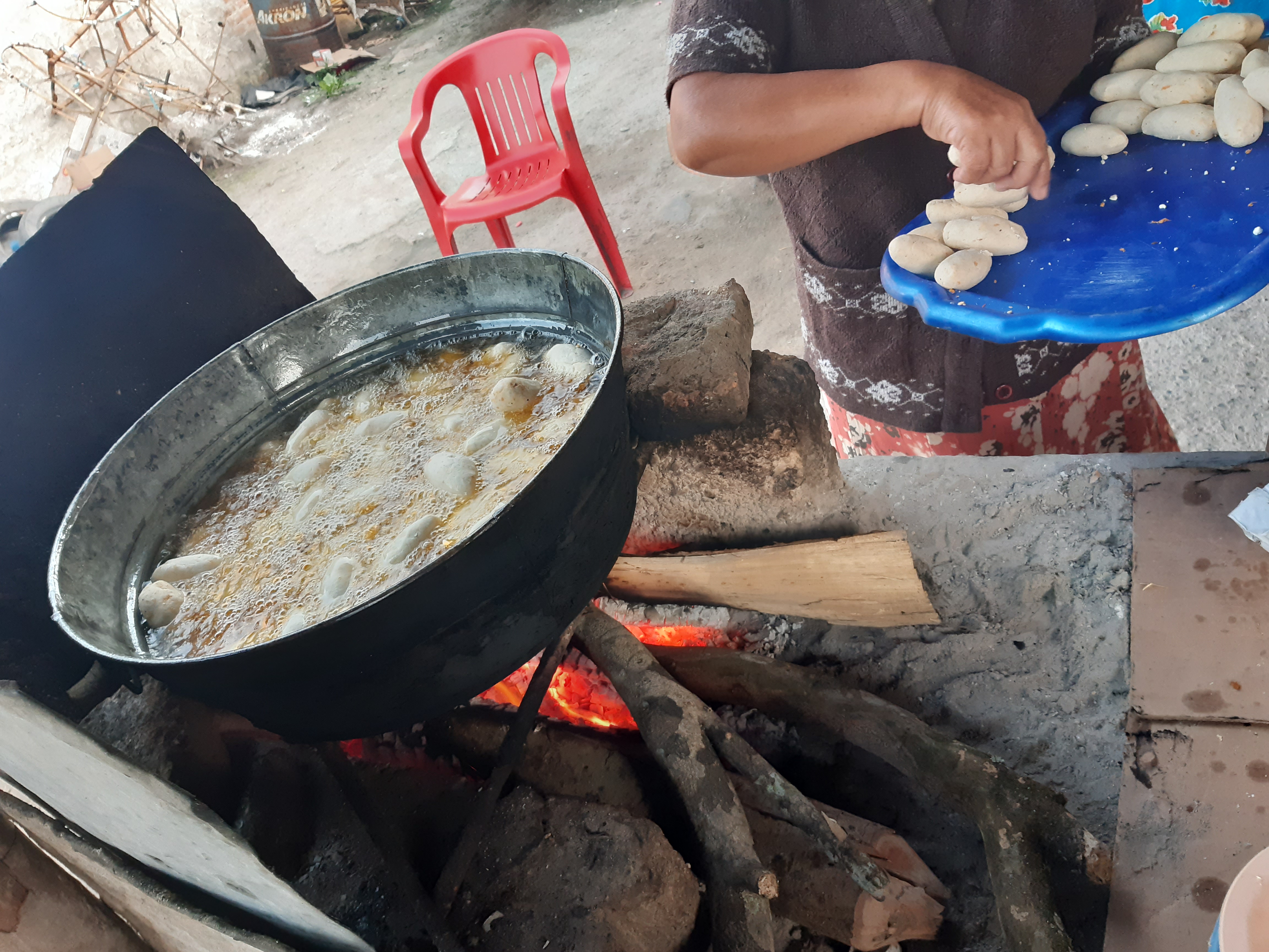 Molotes Los Alvarado image 3