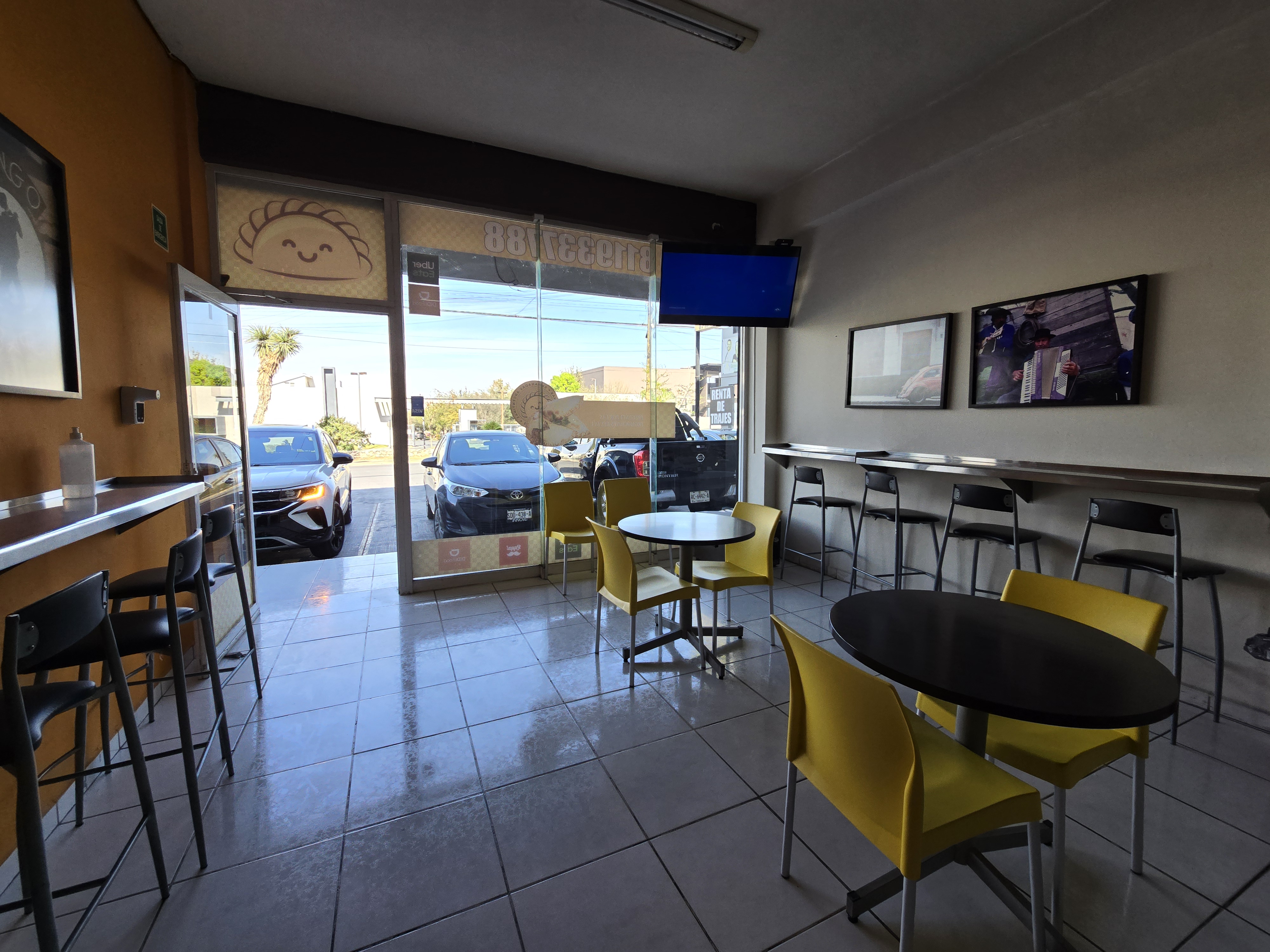 Empanadas Argentinas Las Boludas Puerta de Hierro image 2