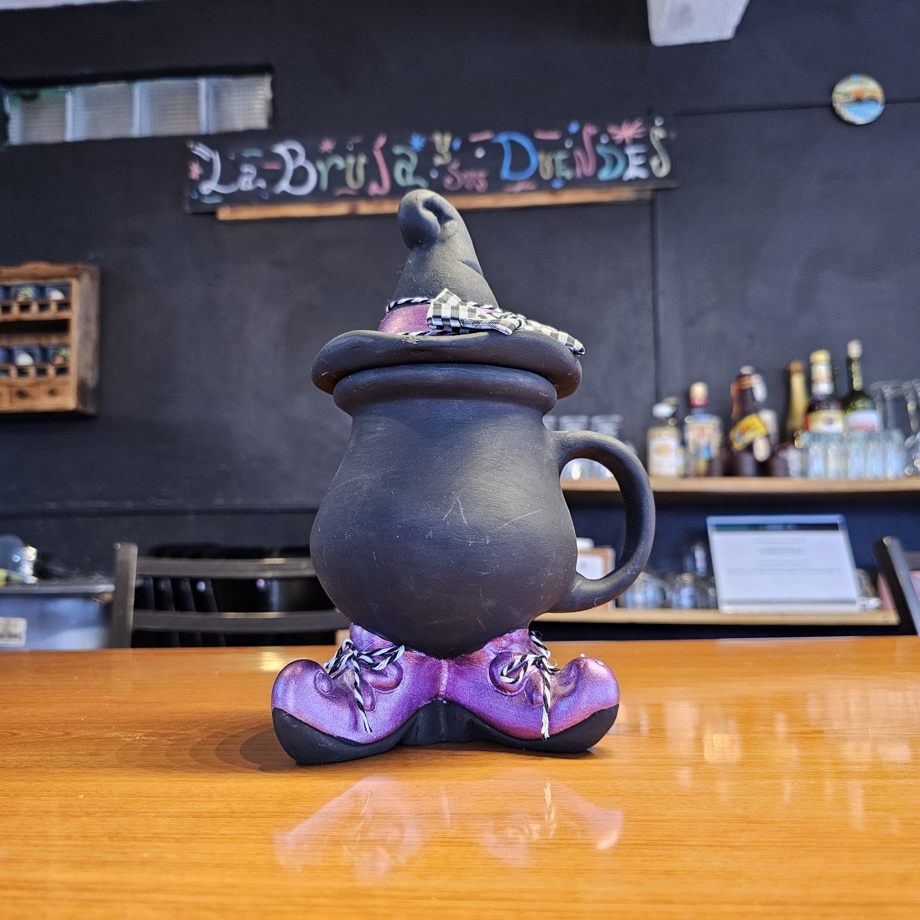 La Bruja y sus Duendes image 6