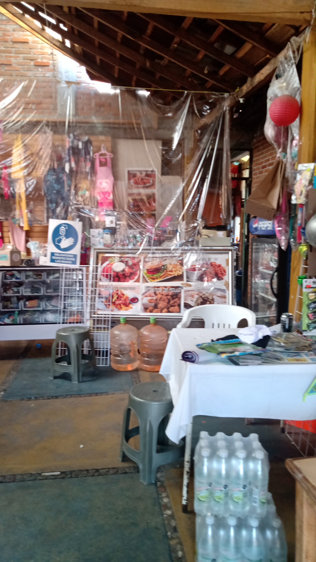 Café y Hamburguesas "El Farolito" image 2