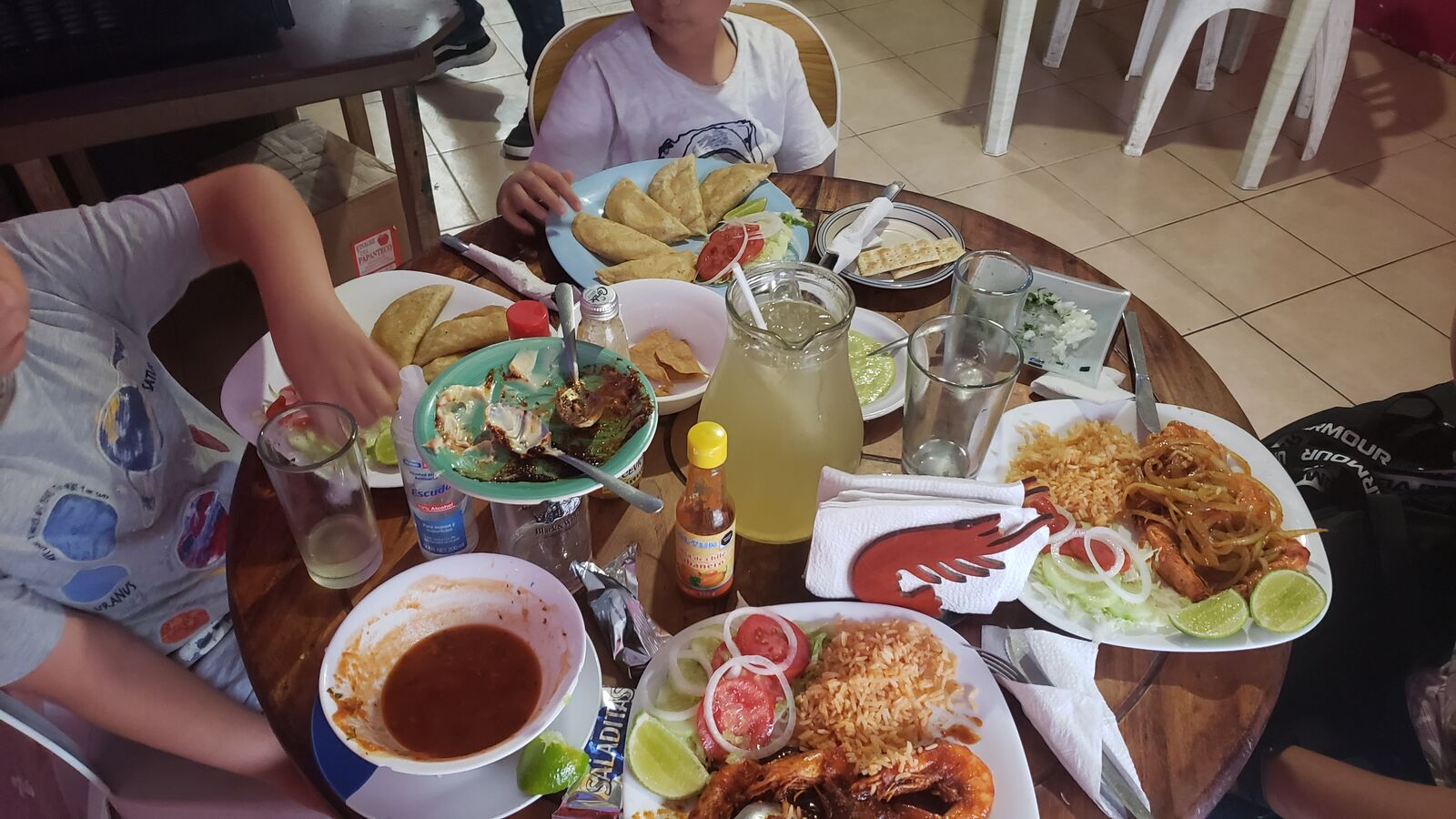 El Catán Mariscos image 10