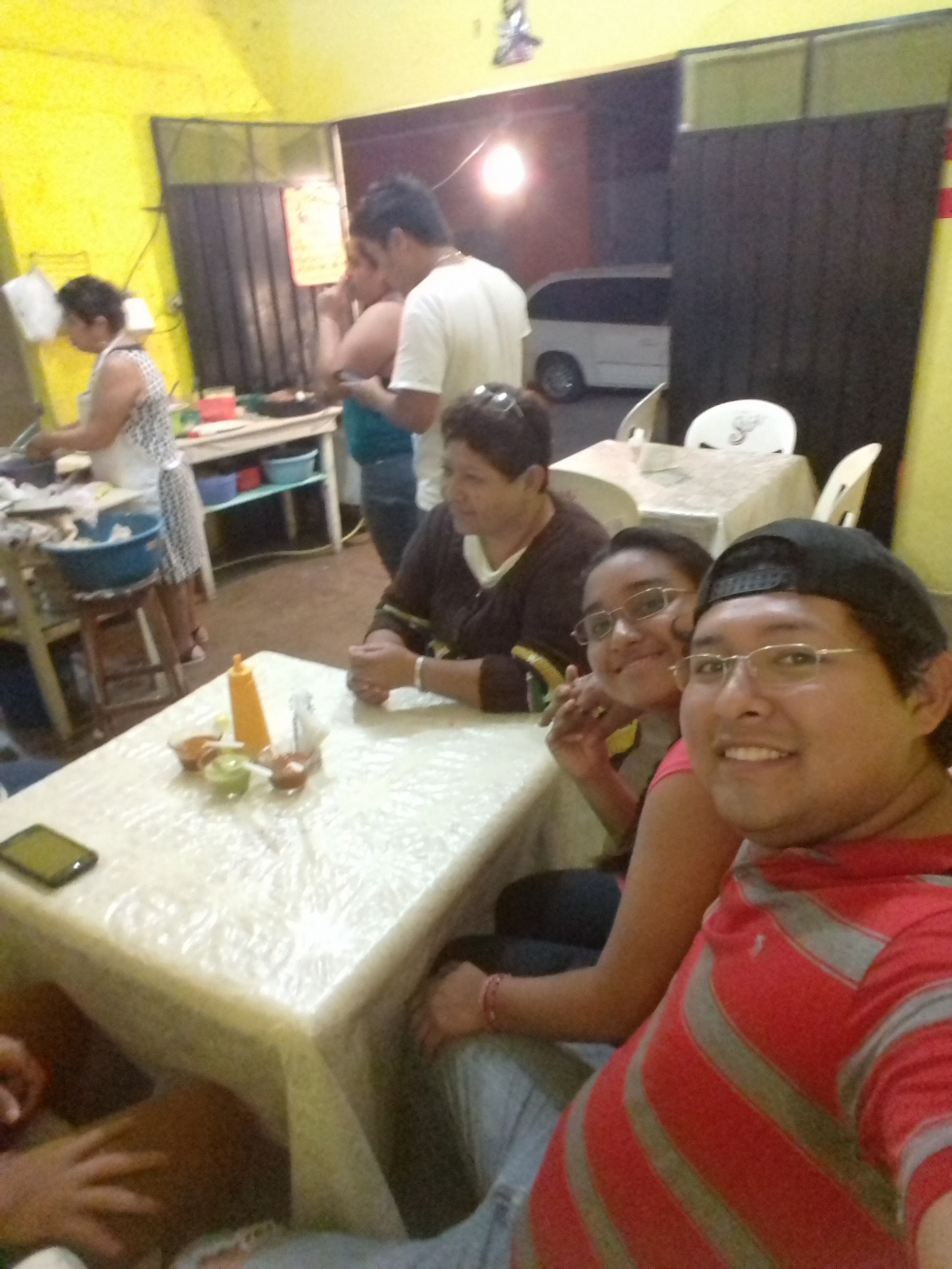 Sopes Y Tacos MARY image 5