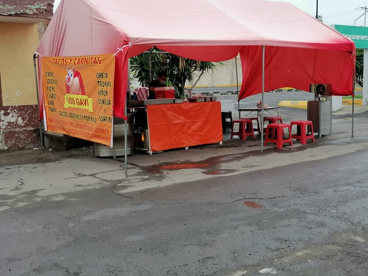 TACOS Y CARNITAS EL GAVILÁN image 3