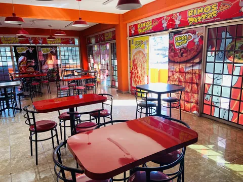 Rinos pizza image 3