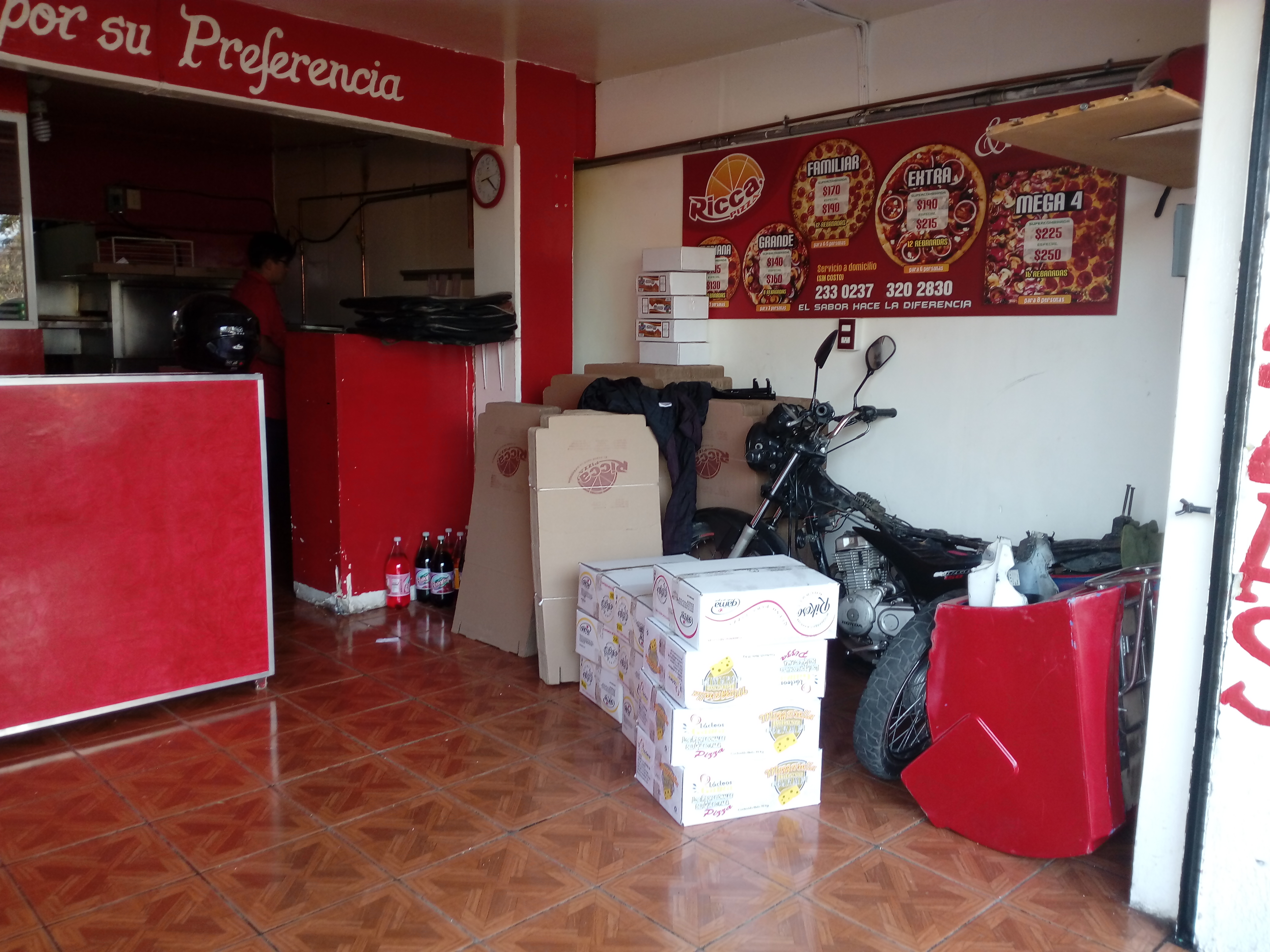 Cheddar pizza. image 5