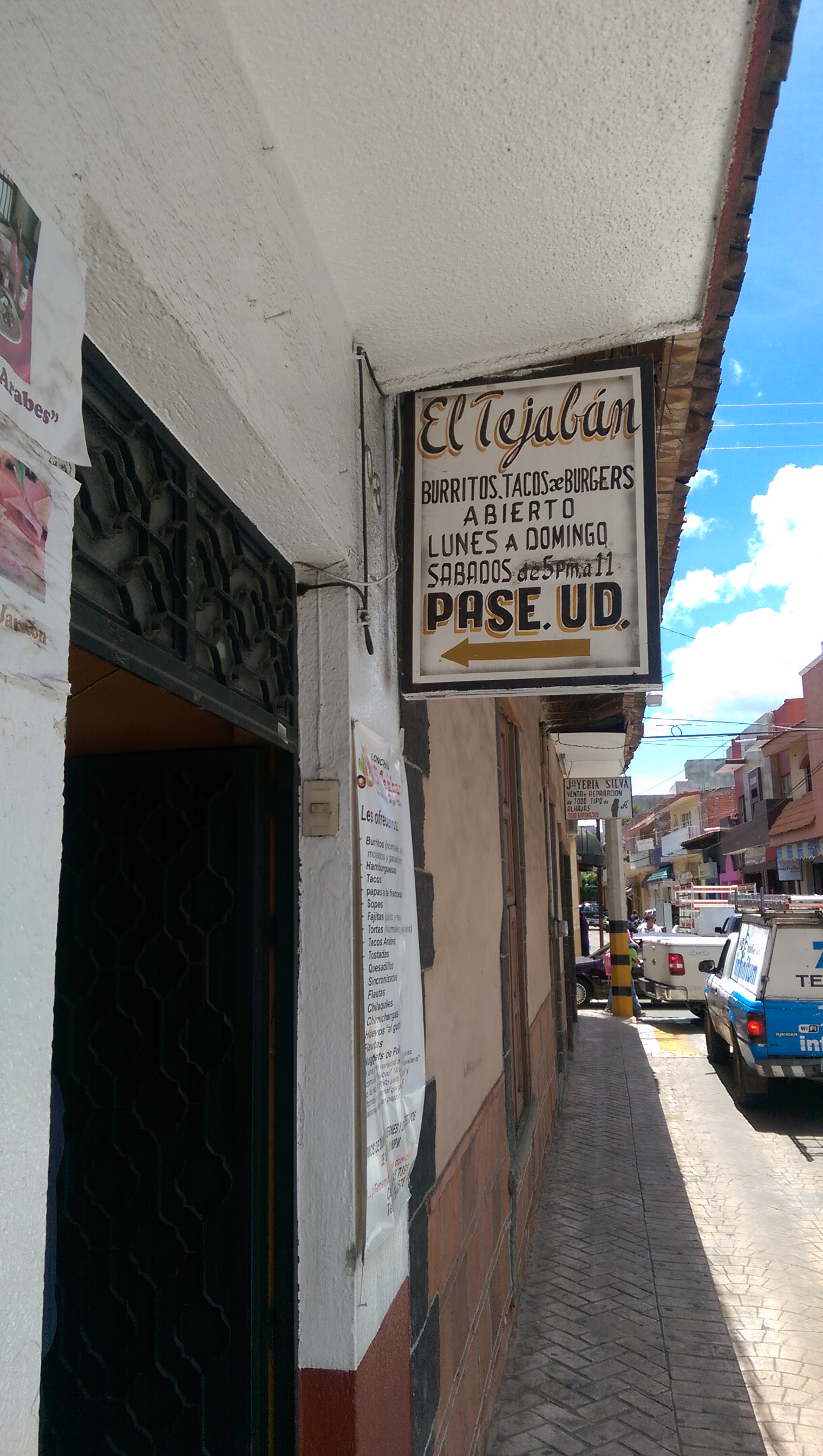 Loncheria "El Tejabán" image 1