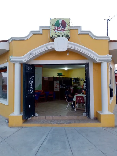 Pizzas Y Calzony Pauly image 1