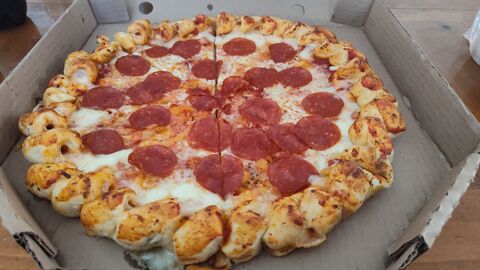 Napoles pizza image 1