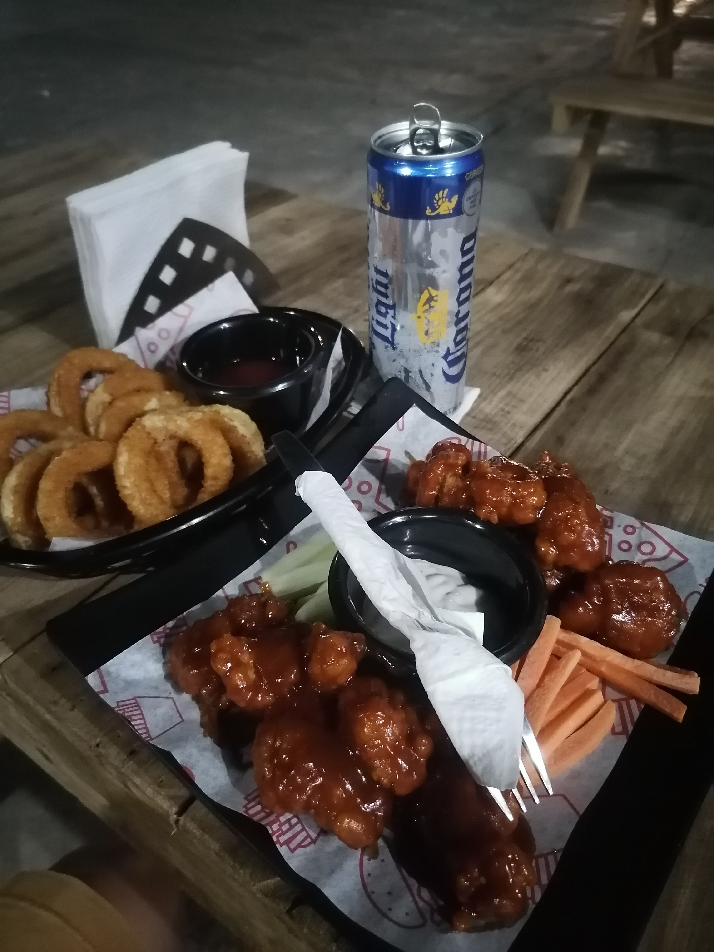 Charly wings image 1