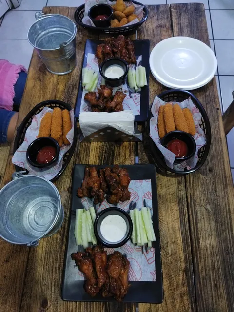 Charly wings image 4
