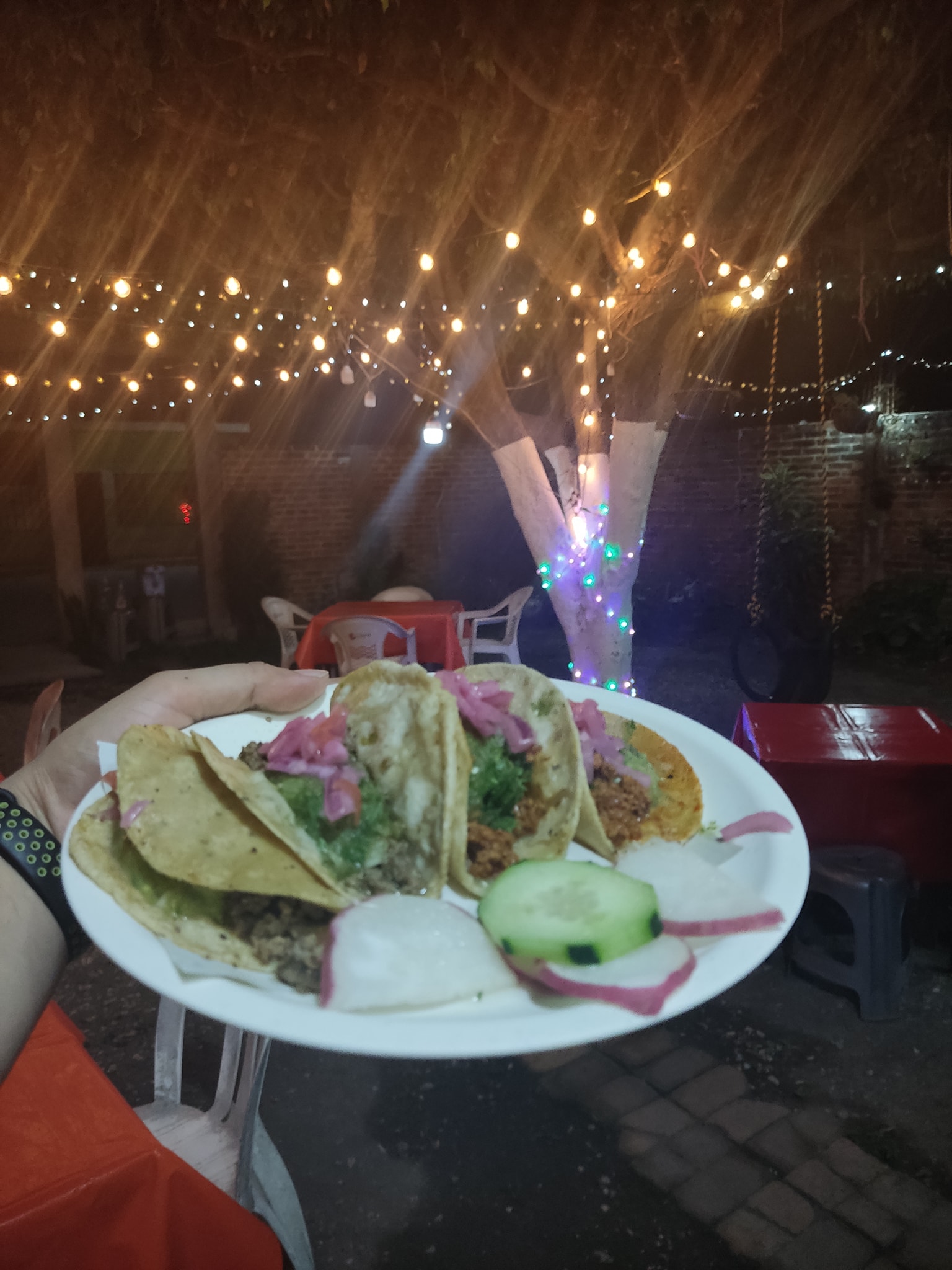 VIC TACOS image 8