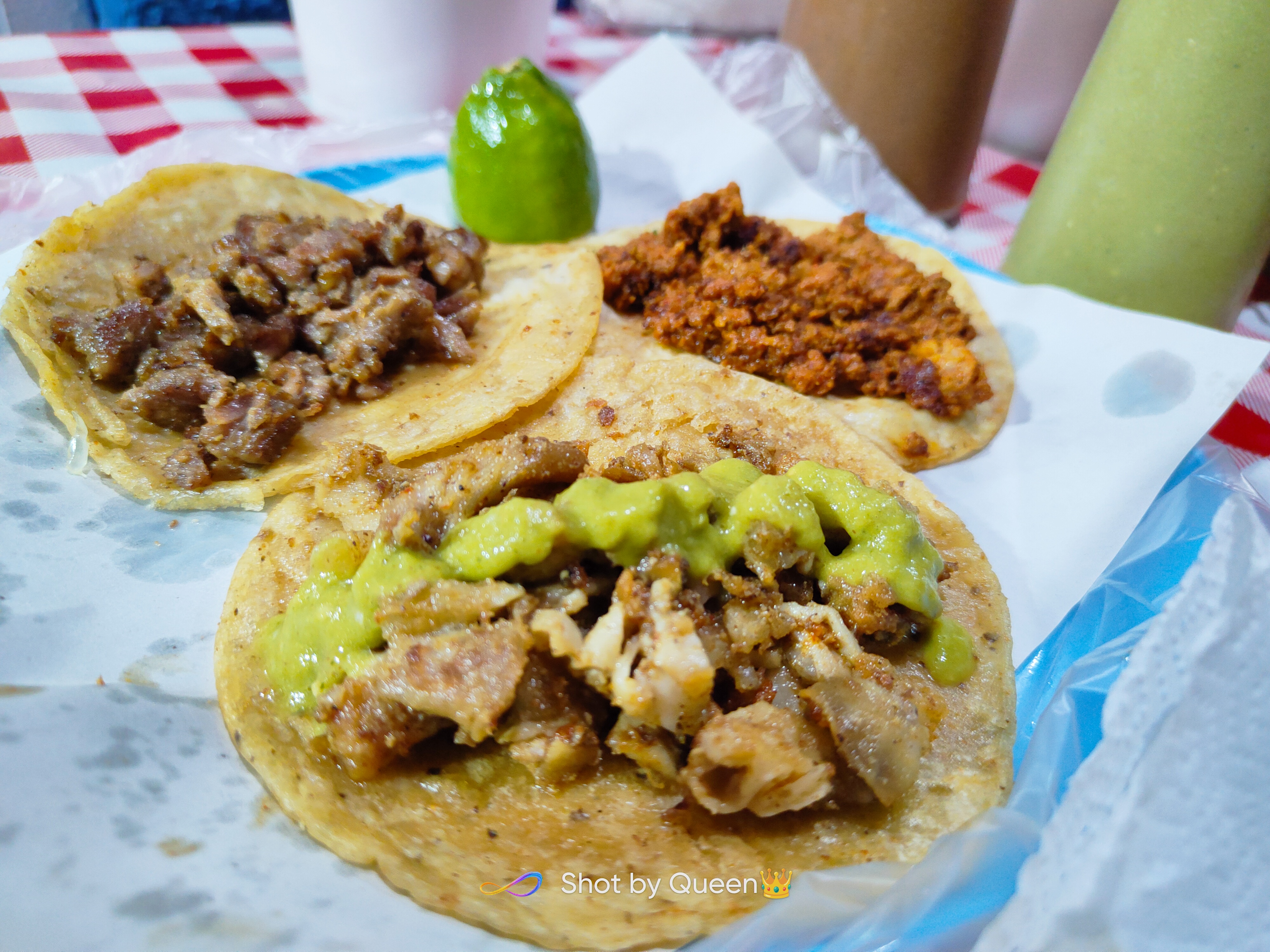 Taquería Los Pinches Tacos image 2