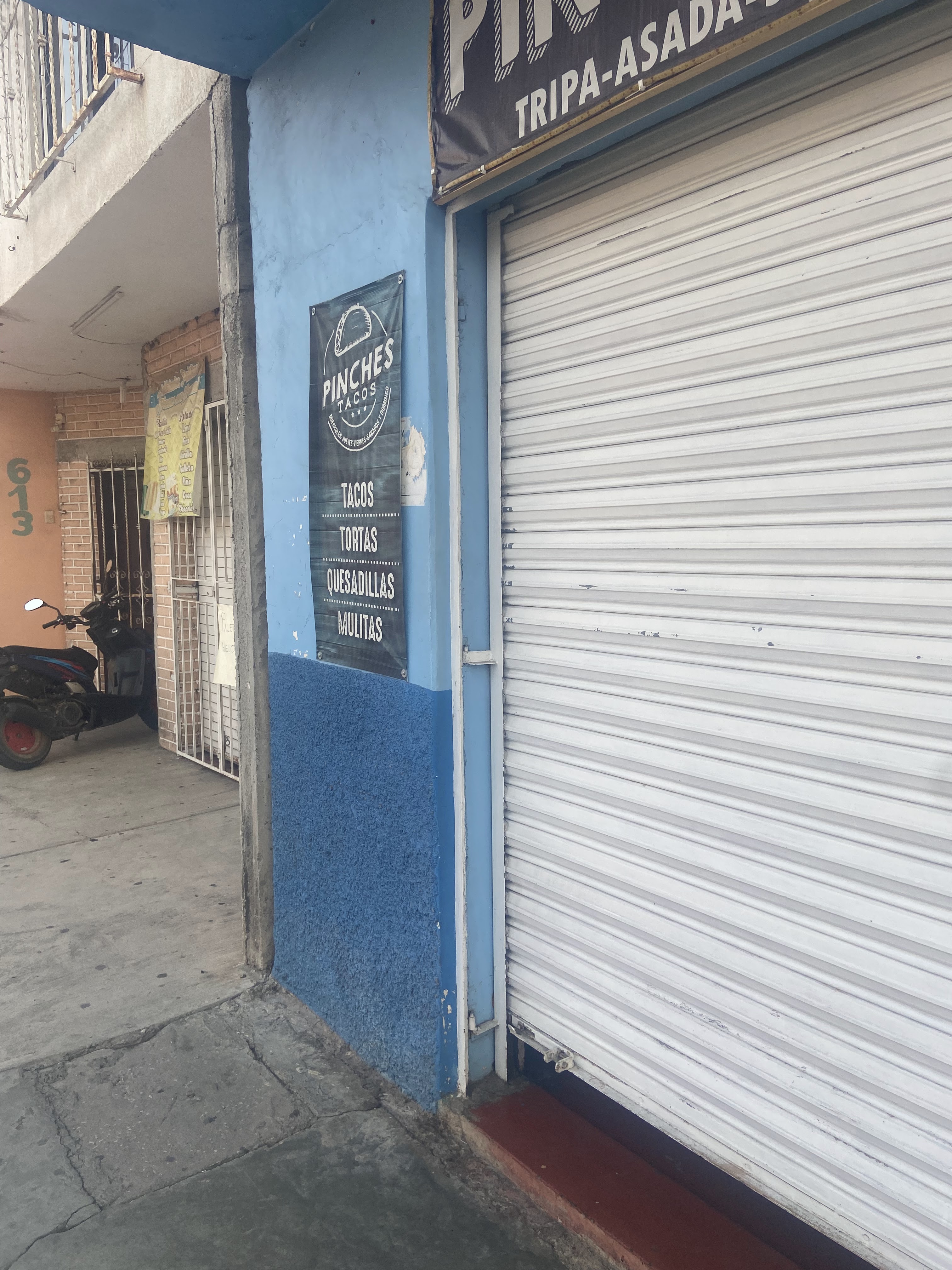 Taquería Los Pinches Tacos image 7