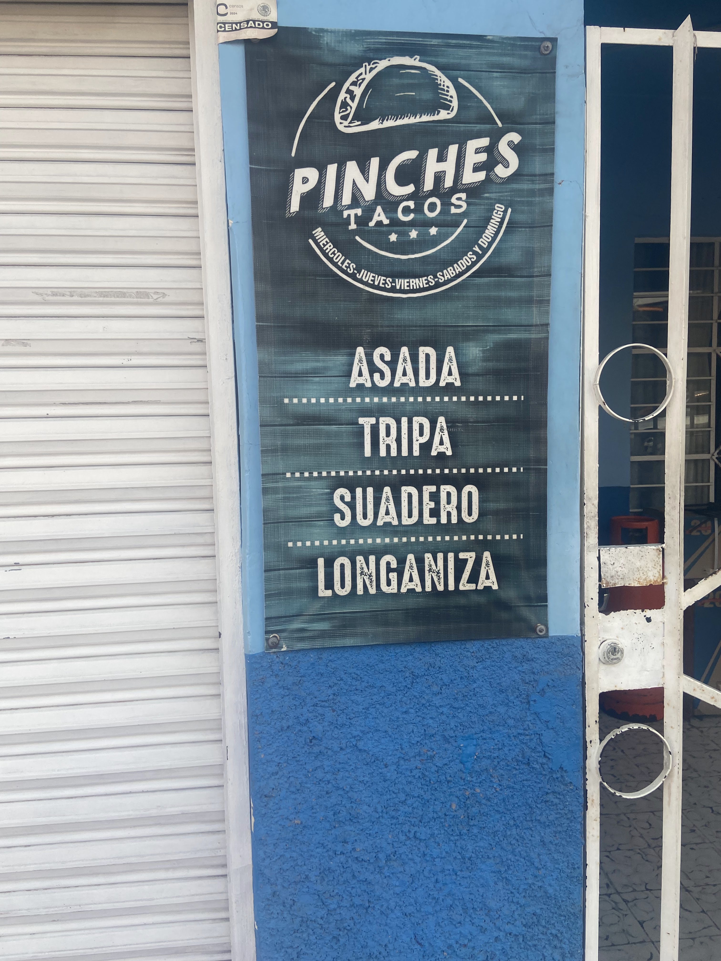 Taquería Los Pinches Tacos image 8