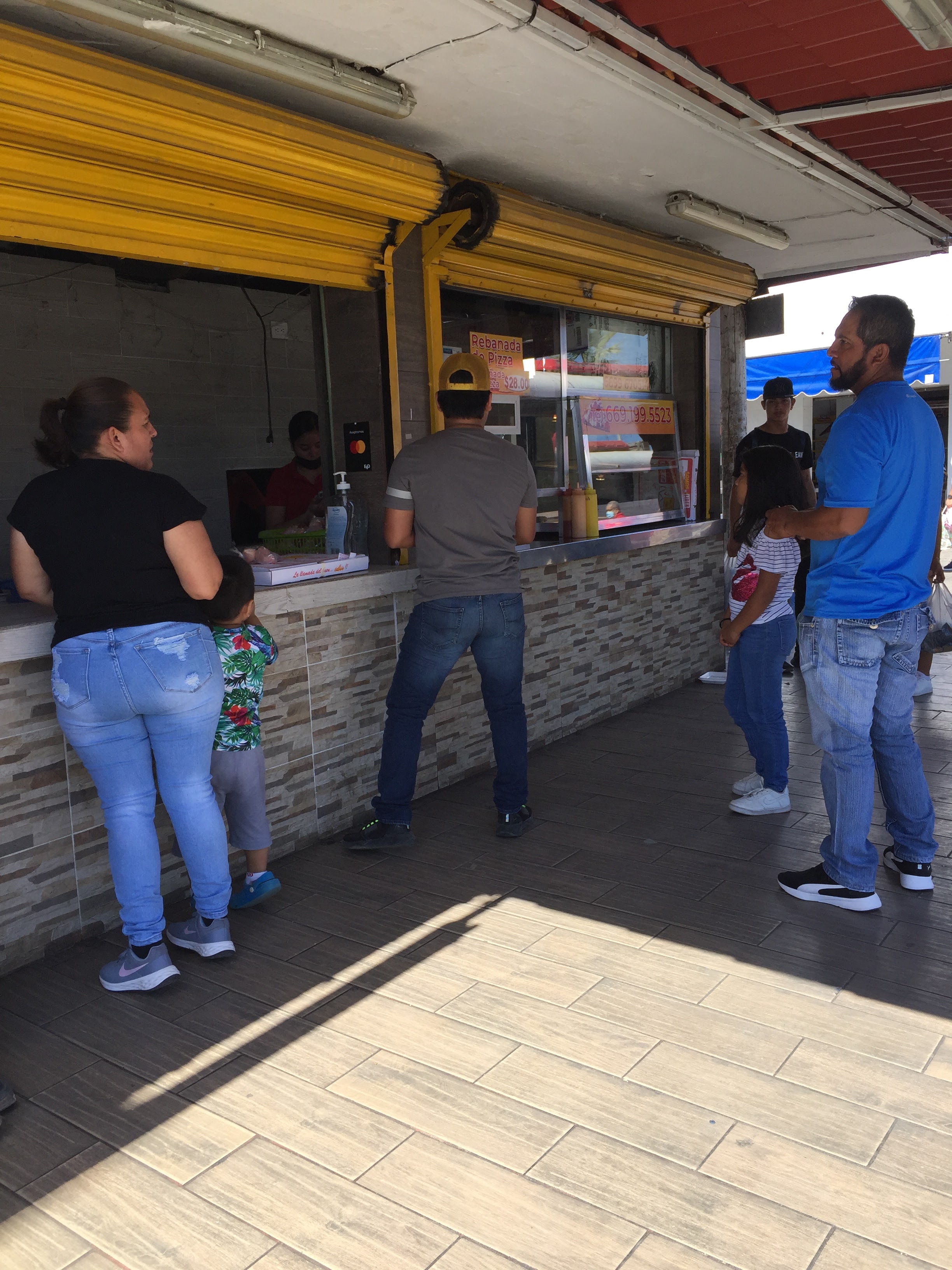 RIN RIN Pizza image 4