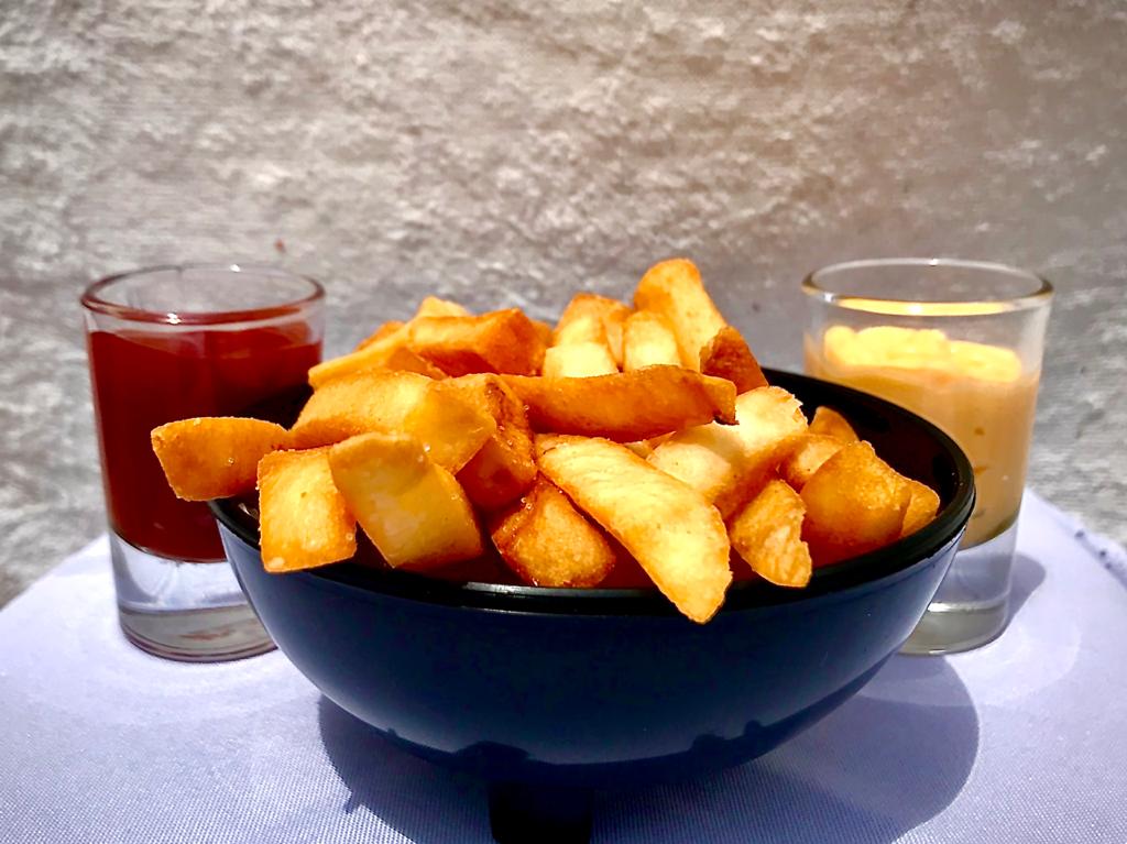 El GARAGE DE LUZ image 1