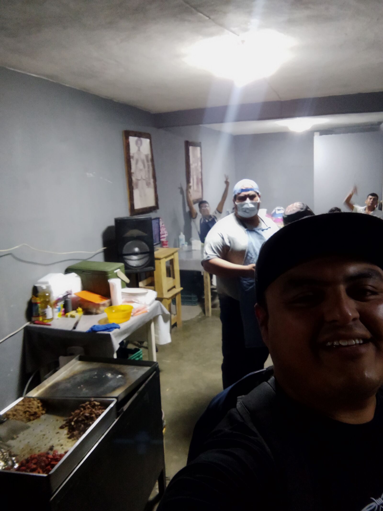 LOS GORDOS image 2