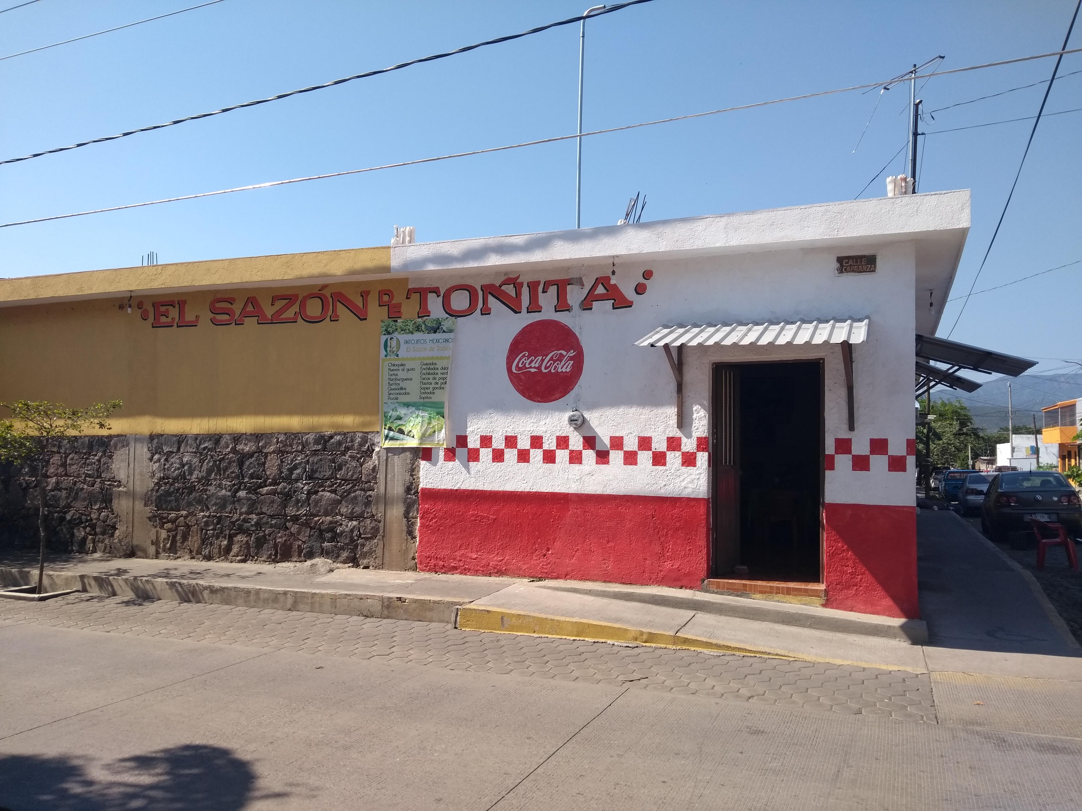 El sazón de Toñita image 5