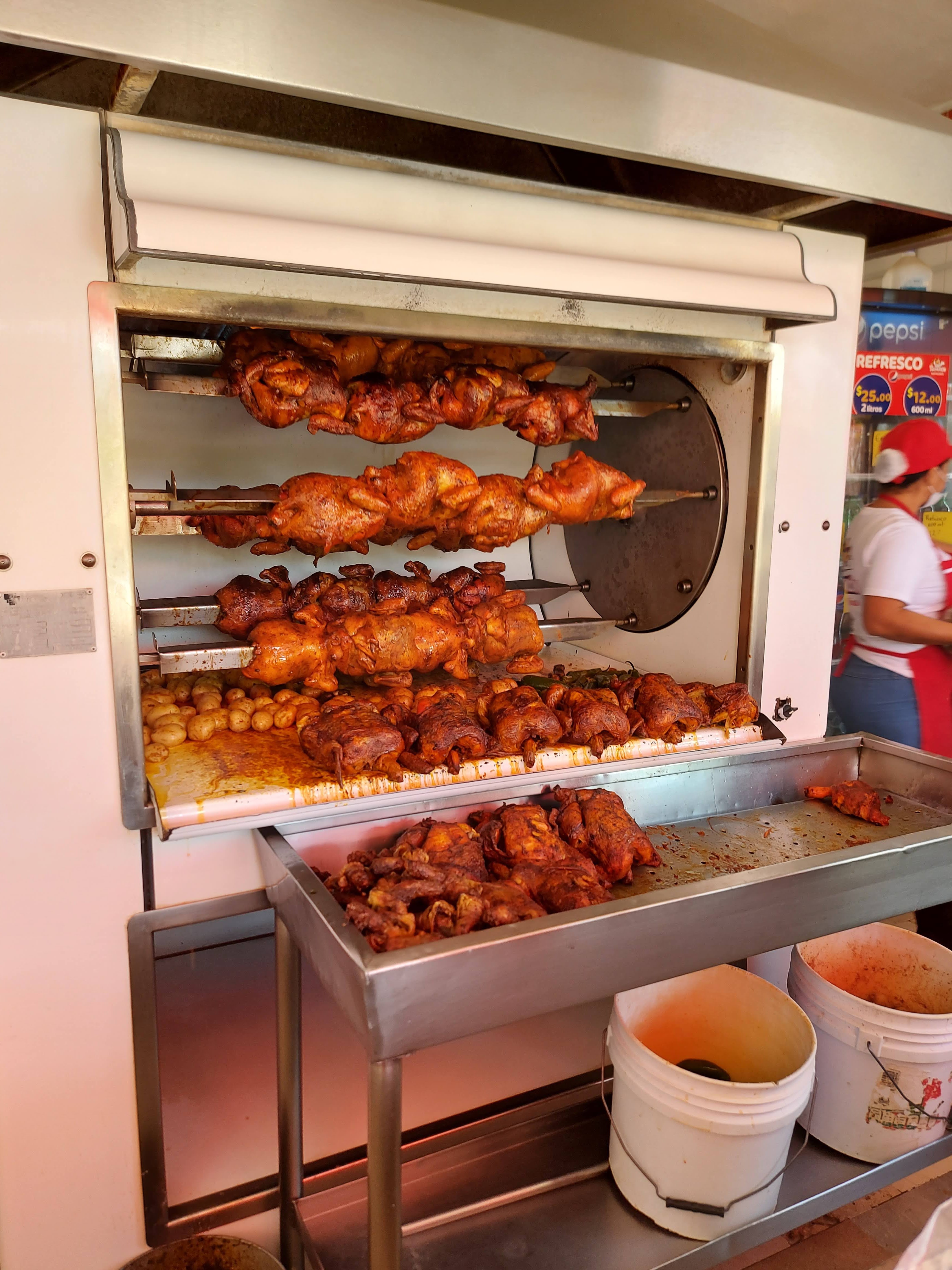 Pollo Pechugón Coquimatlán image 1