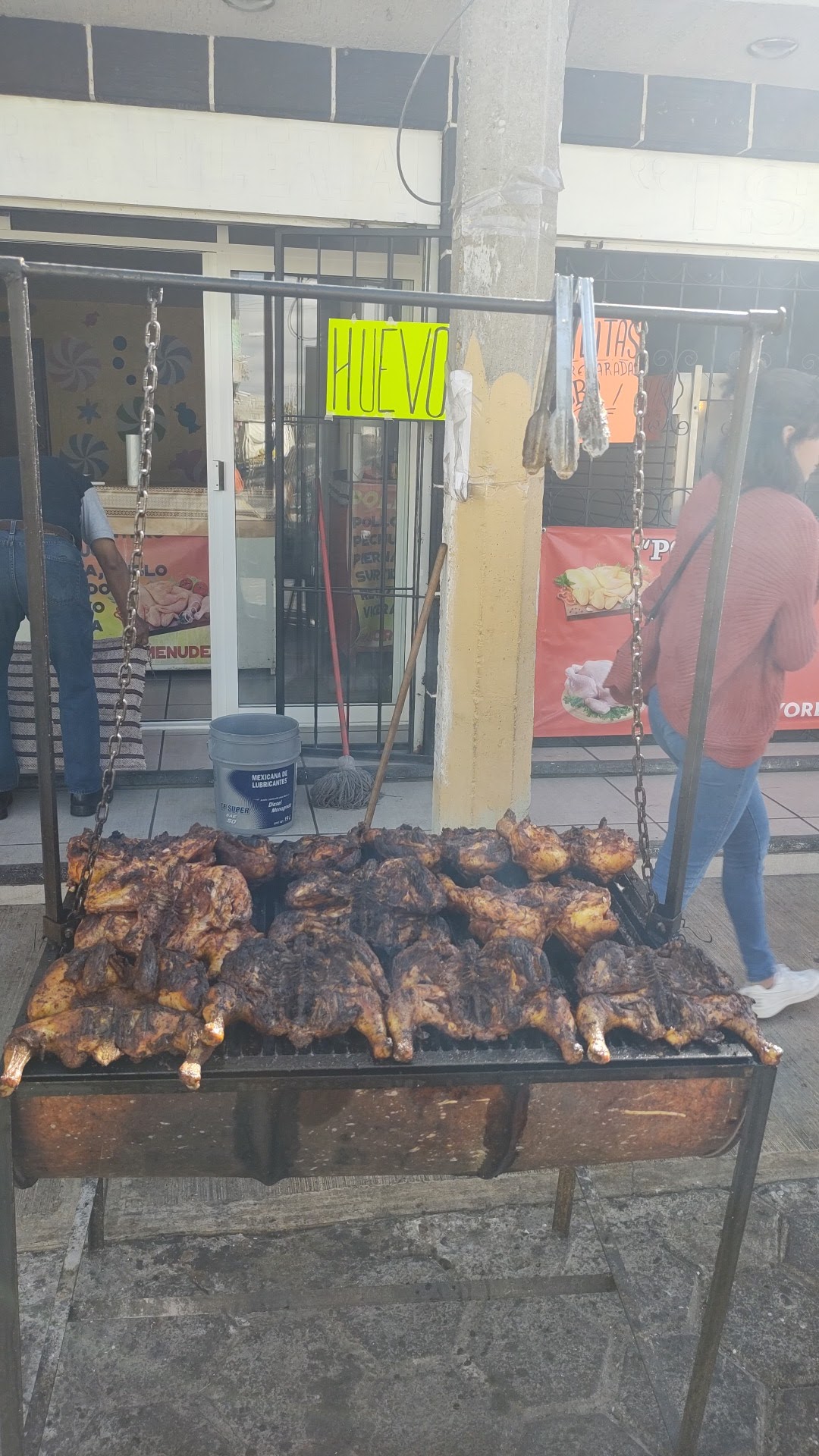 Pollería y Rosticeria ISABEL image 4