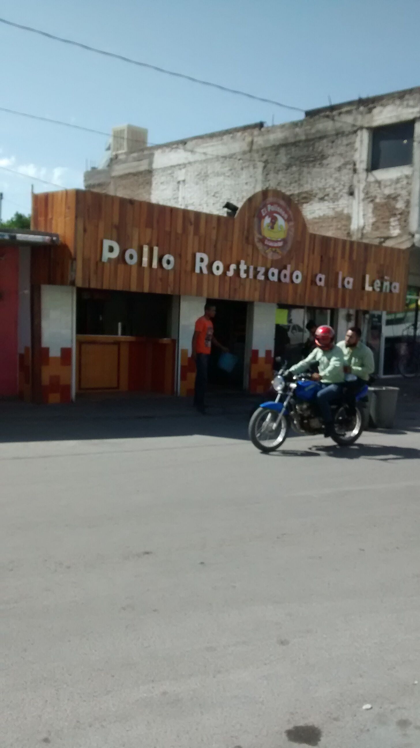 El Pollonon image 6