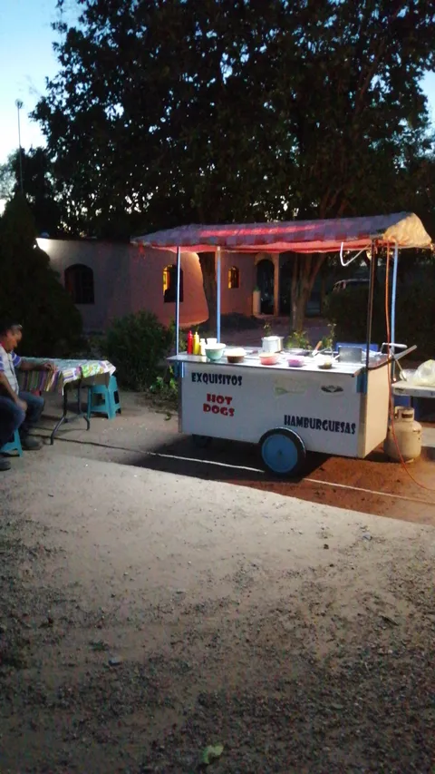 Cenaduria '' Los Pinos '' image 1