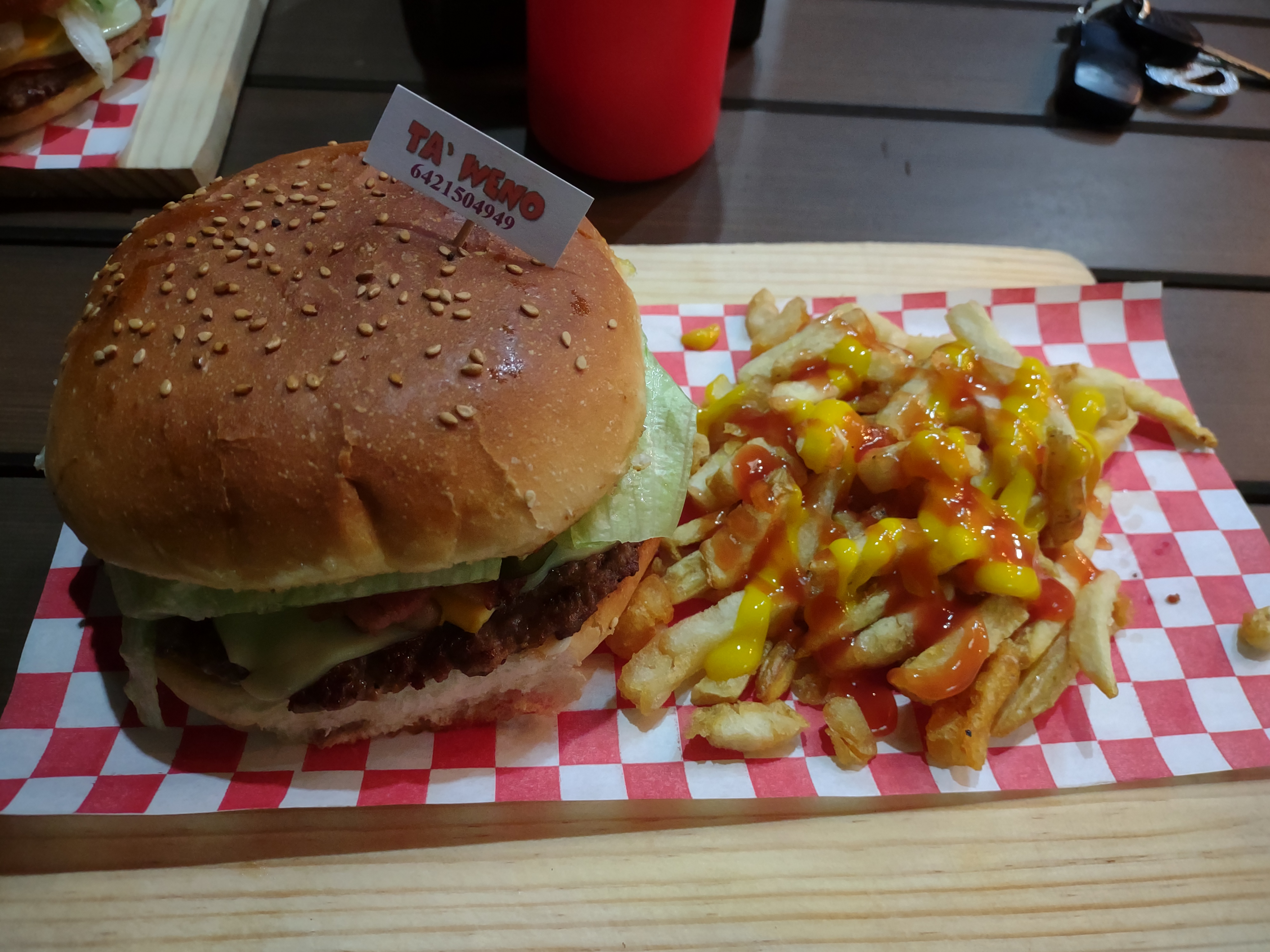 Ta Weno Hamburguesería image 2